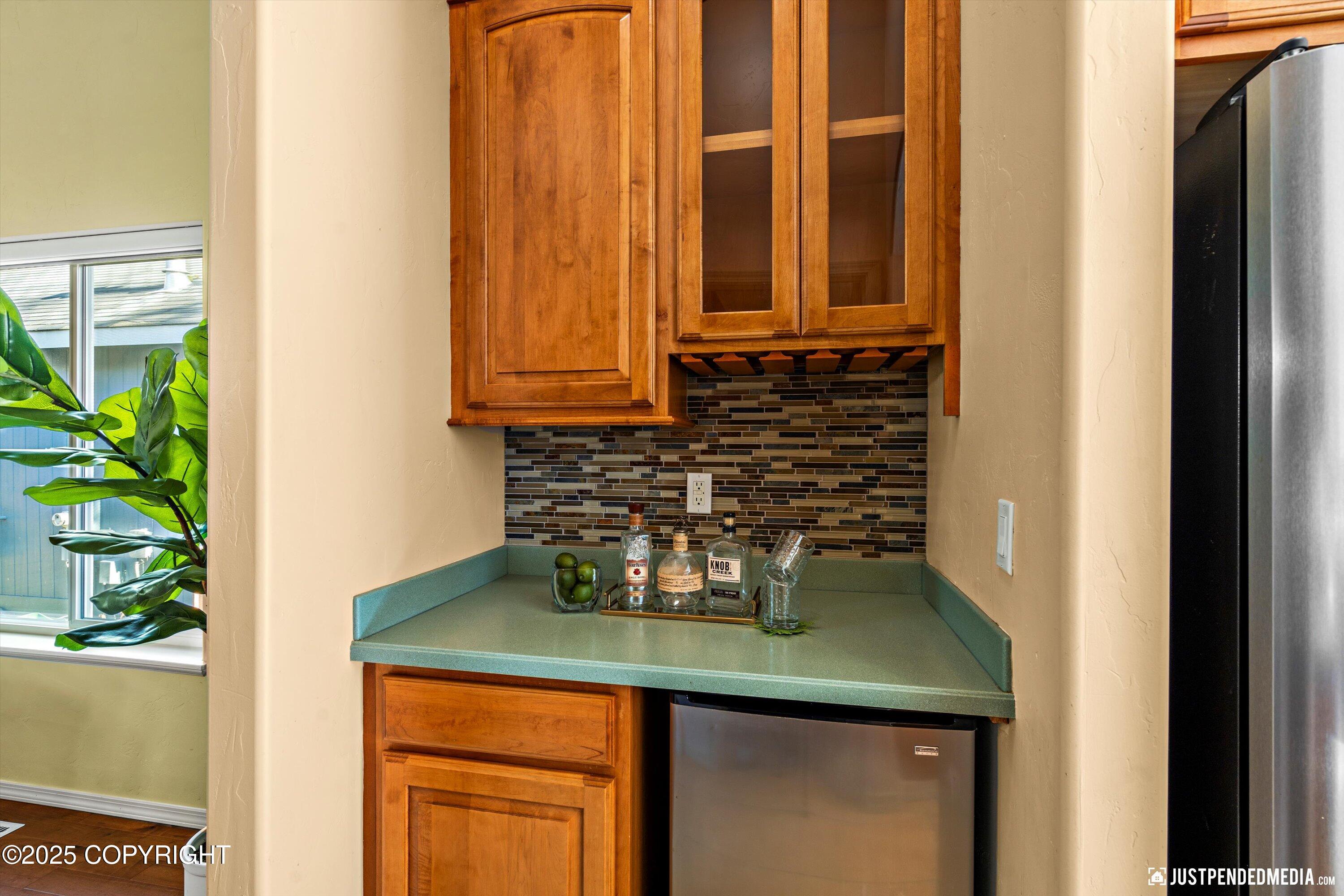 Eagle River, Alaska 99577, United States, 4 Bedrooms Bedrooms, ,3 BathroomsBathrooms,Residential,Active,221436