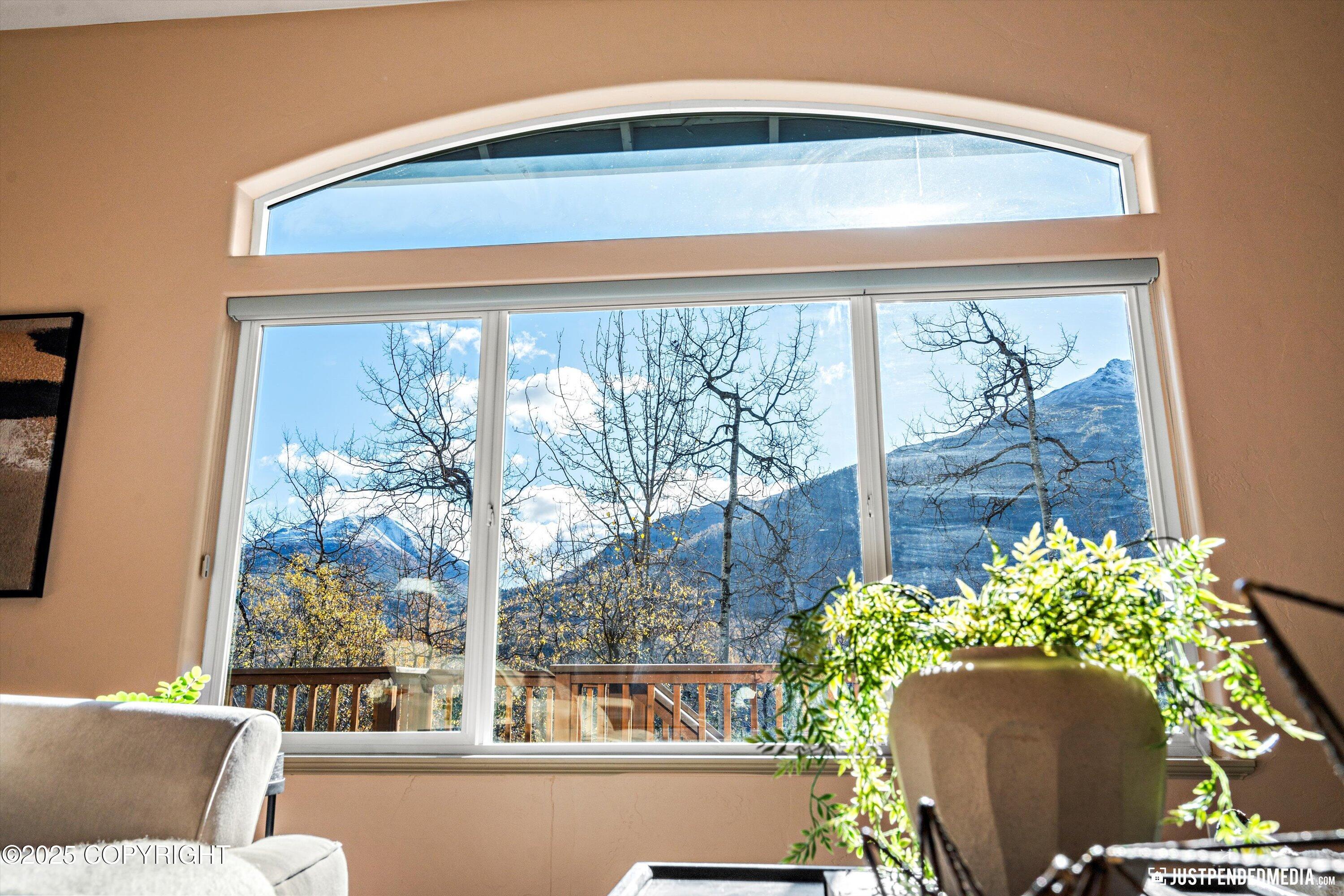 Eagle River, Alaska 99577, United States, 4 Bedrooms Bedrooms, ,3 BathroomsBathrooms,Residential,Active,221436