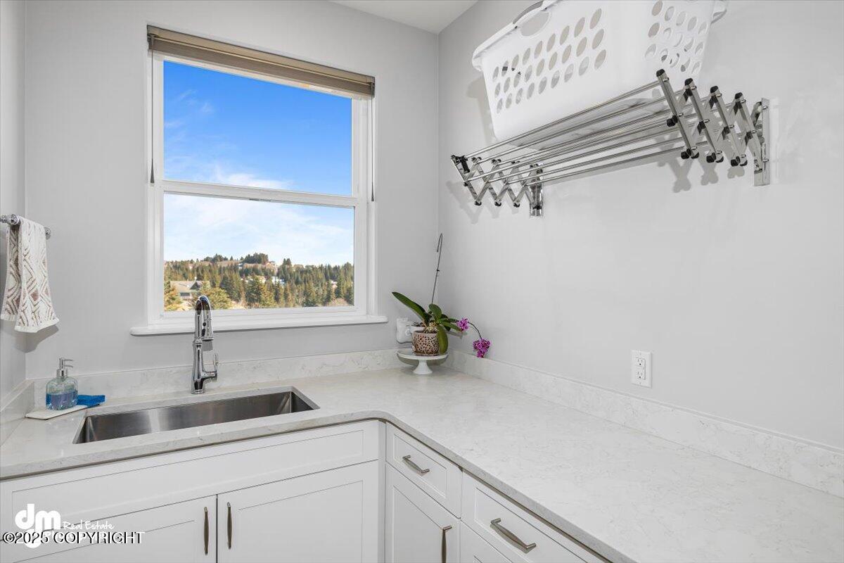 Homer, Alaska 99603, United States, 3 Bedrooms Bedrooms, ,4 BathroomsBathrooms,Residential,Active,98182