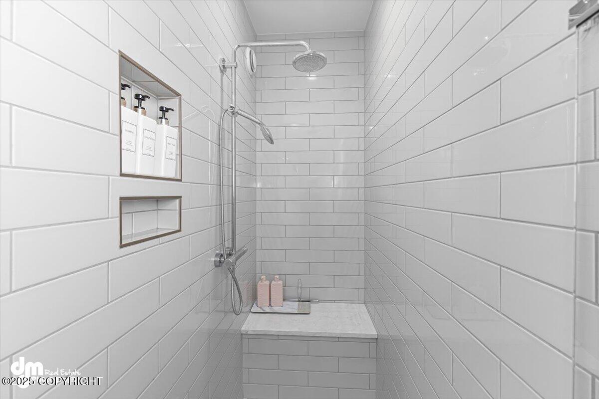 Homer, Alaska 99603, United States, 3 Bedrooms Bedrooms, ,4 BathroomsBathrooms,Residential,Active,98182