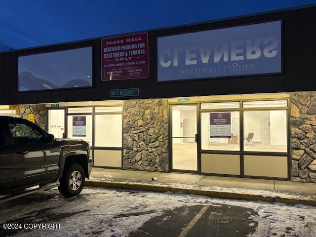 Anchorage, Alaska 99503, United States, ,Residential,Active,30535