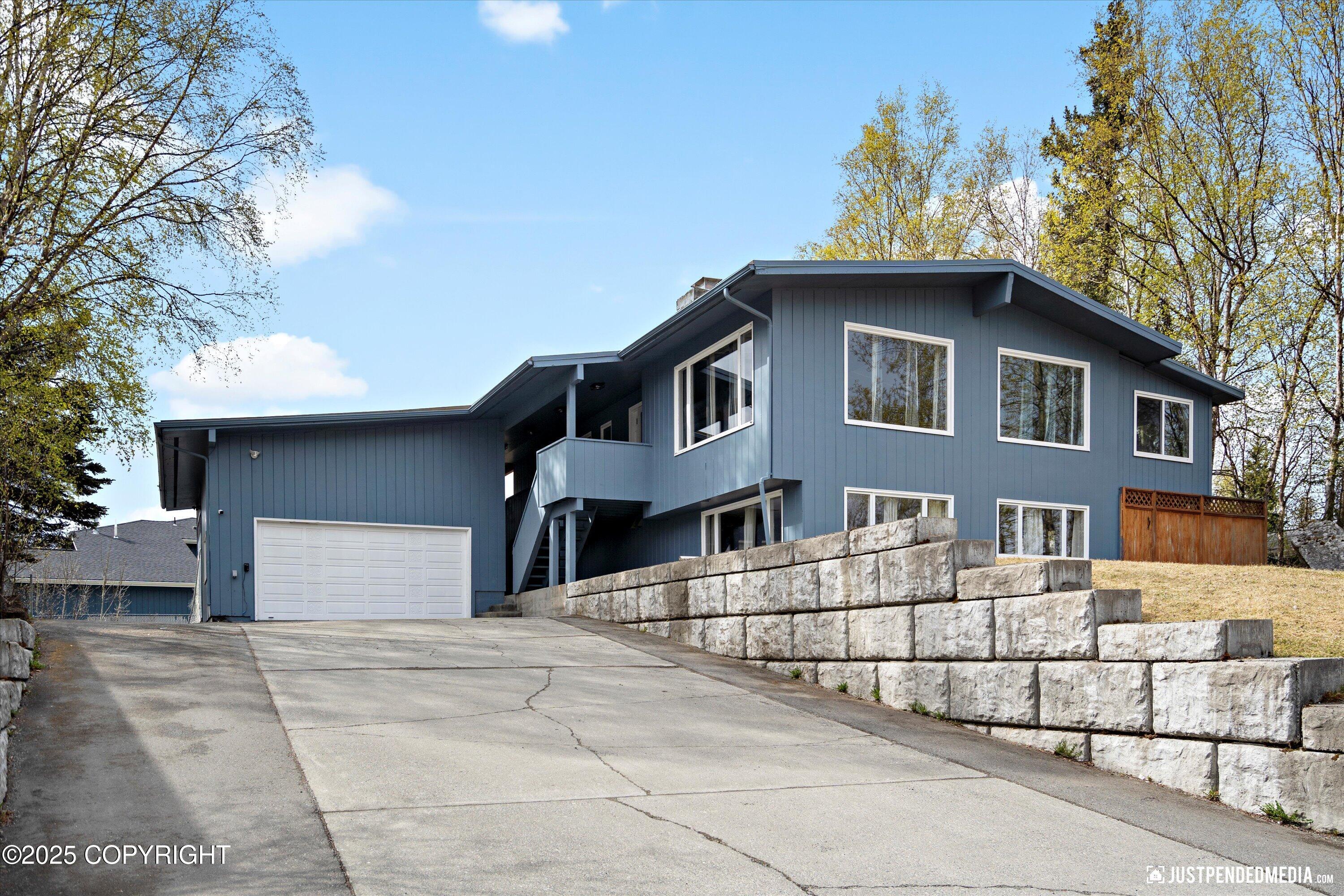 7320 Augustine Drive, Anchorage, Alaska image 3