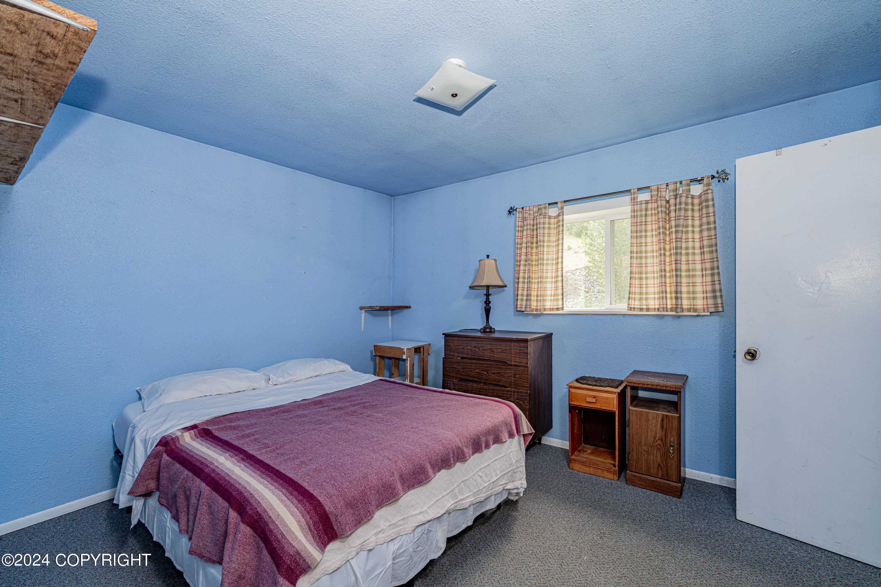 Cooper Landing, Alaska 99572, United States, 7 Bedrooms Bedrooms, ,5 BathroomsBathrooms,Residential,Pending,51647