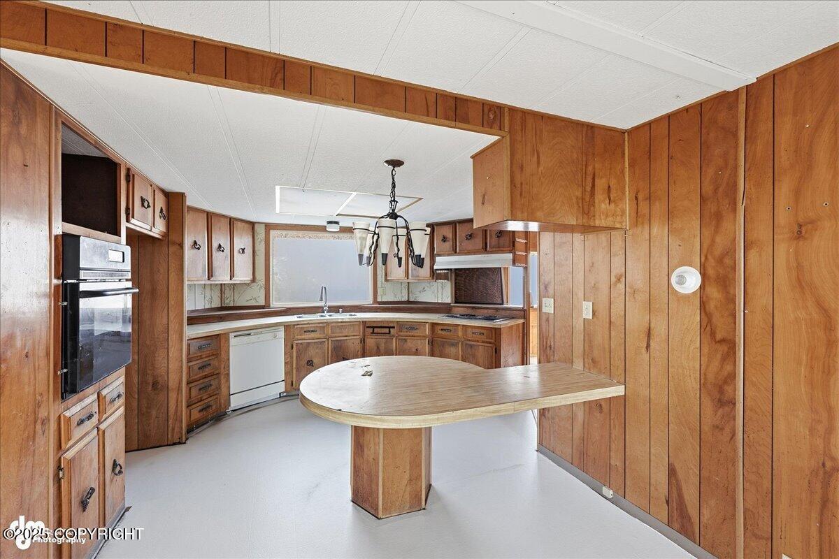 Homer, Alaska 99603, United States, 4 Bedrooms Bedrooms, ,2 BathroomsBathrooms,Residential,Active,236578