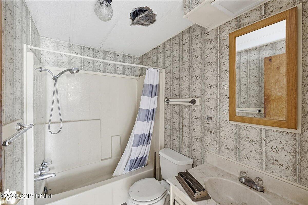 Homer, Alaska 99603, United States, 4 Bedrooms Bedrooms, ,2 BathroomsBathrooms,Residential,Active,236578