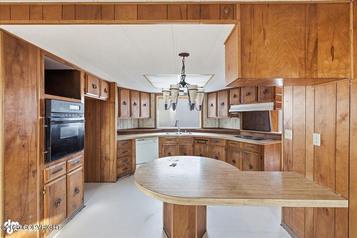 Homer, Alaska 99603, United States, 4 Bedrooms Bedrooms, ,2 BathroomsBathrooms,Residential,Active,236578