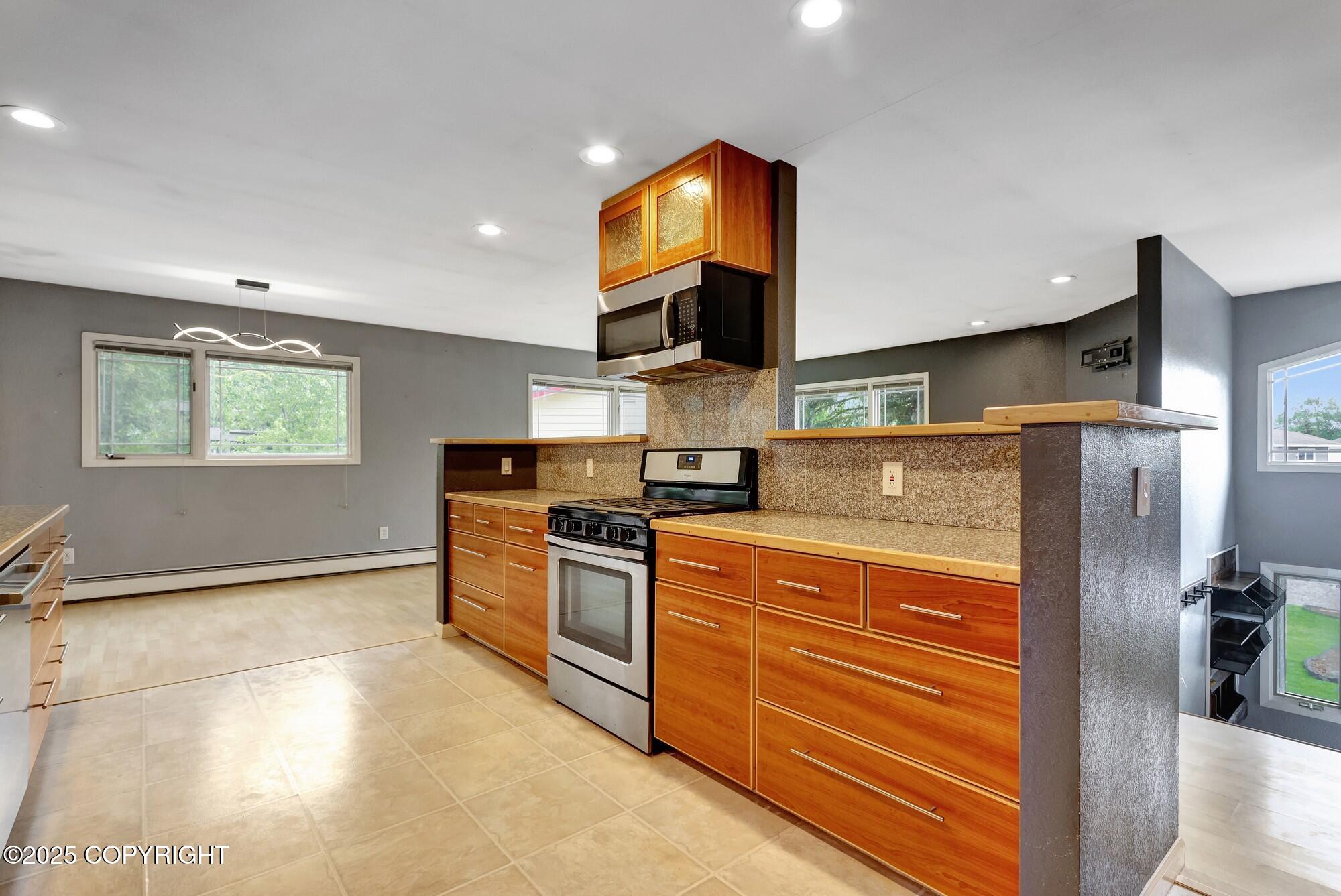 7810 Mae Rene Circle, Anchorage, Alaska image 10