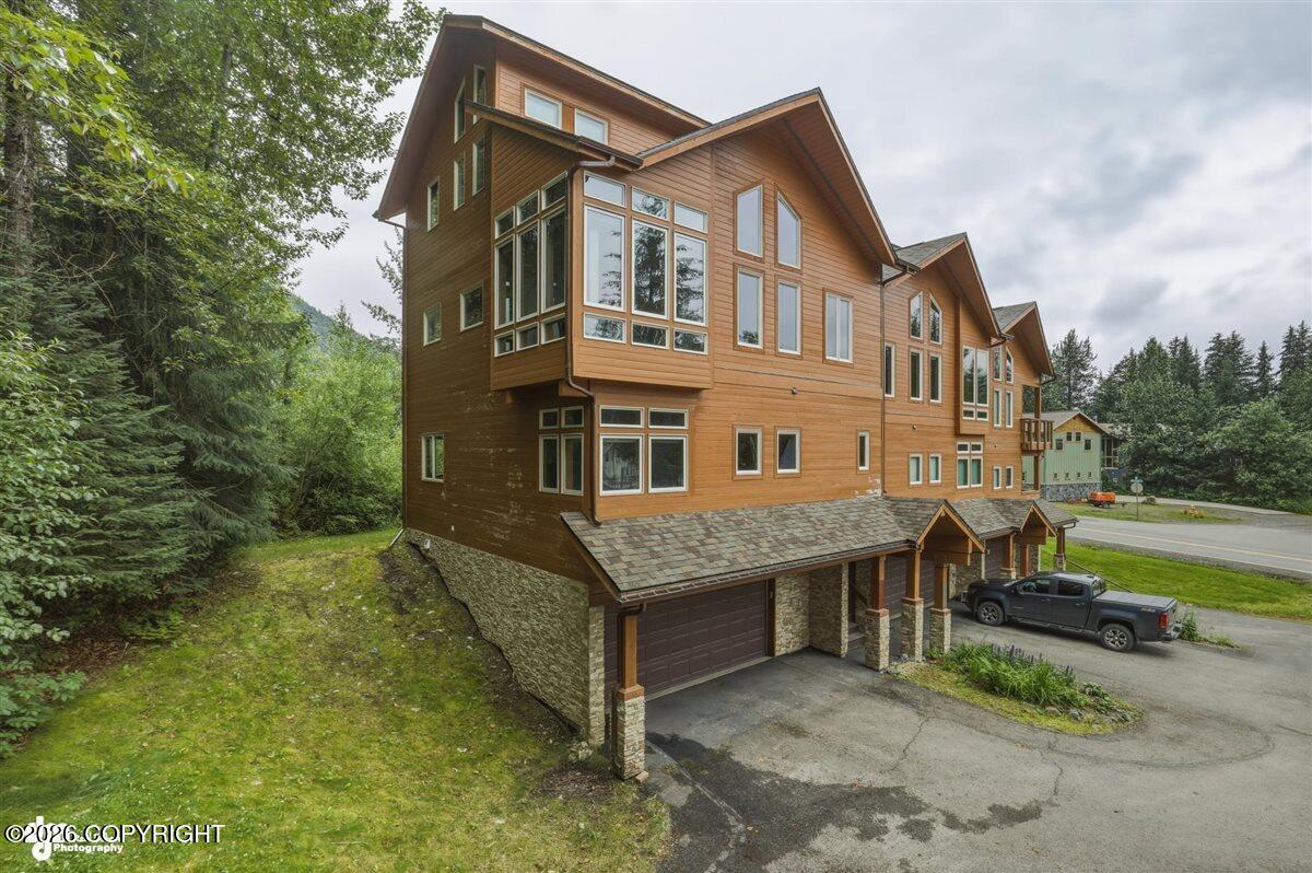 304 Arlberg Avenue #A