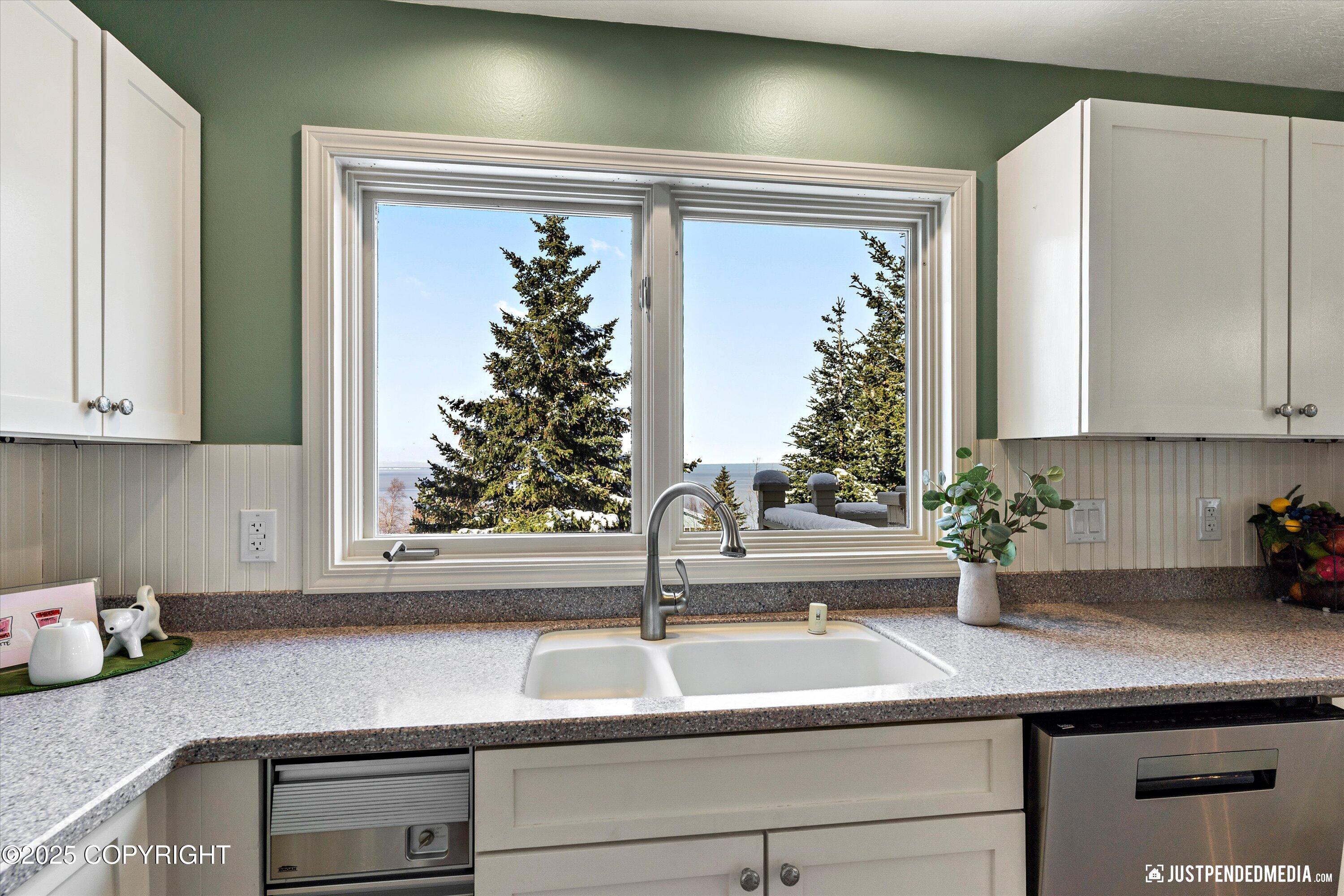 18620 Kittiwake Circle, Anchorage, Alaska image 16