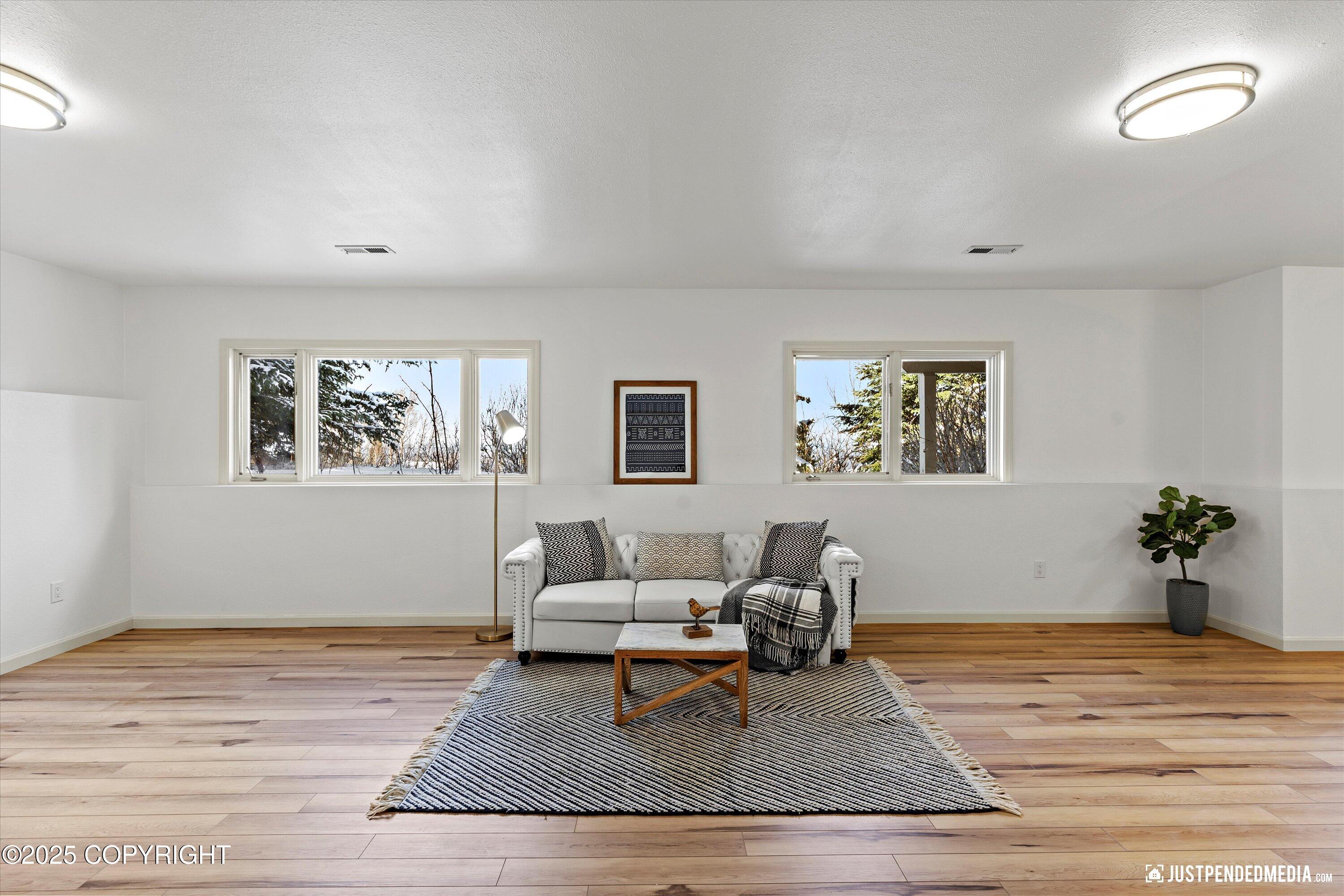 18620 Kittiwake Circle, Anchorage, Alaska image 33