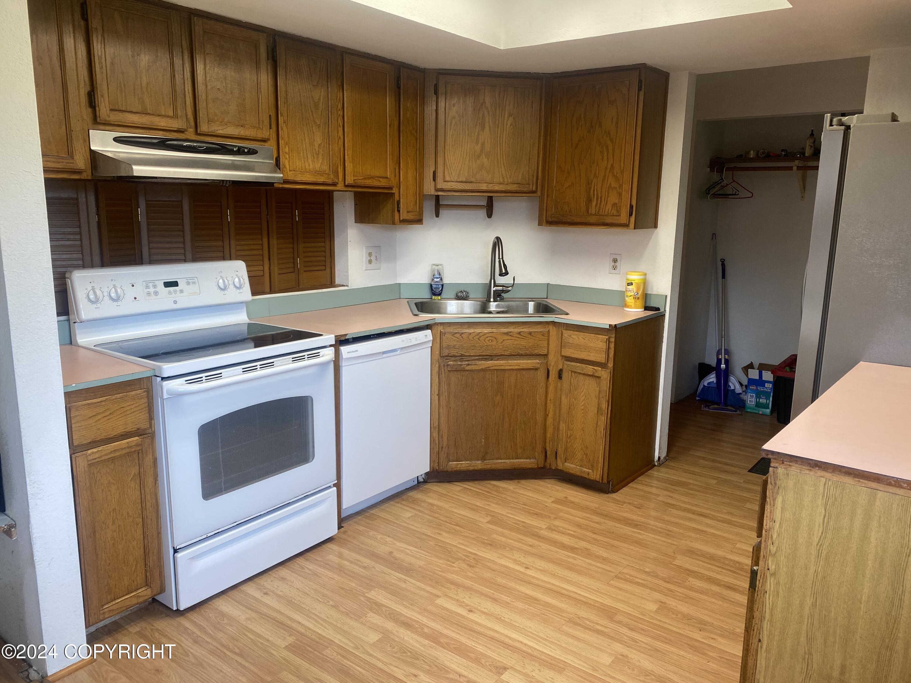 1915 Dora Way, Seward, Alaska image 5