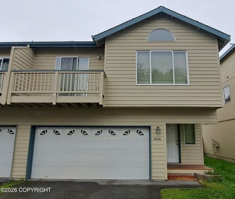 Condo For Sale - 1644 Mountain Loop #109<br/> Anchorage, AK 99507