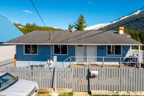 Photo of 348 Edmonds Street #upper, Ketchikan, AK 99901 (MLS # 26-5611)