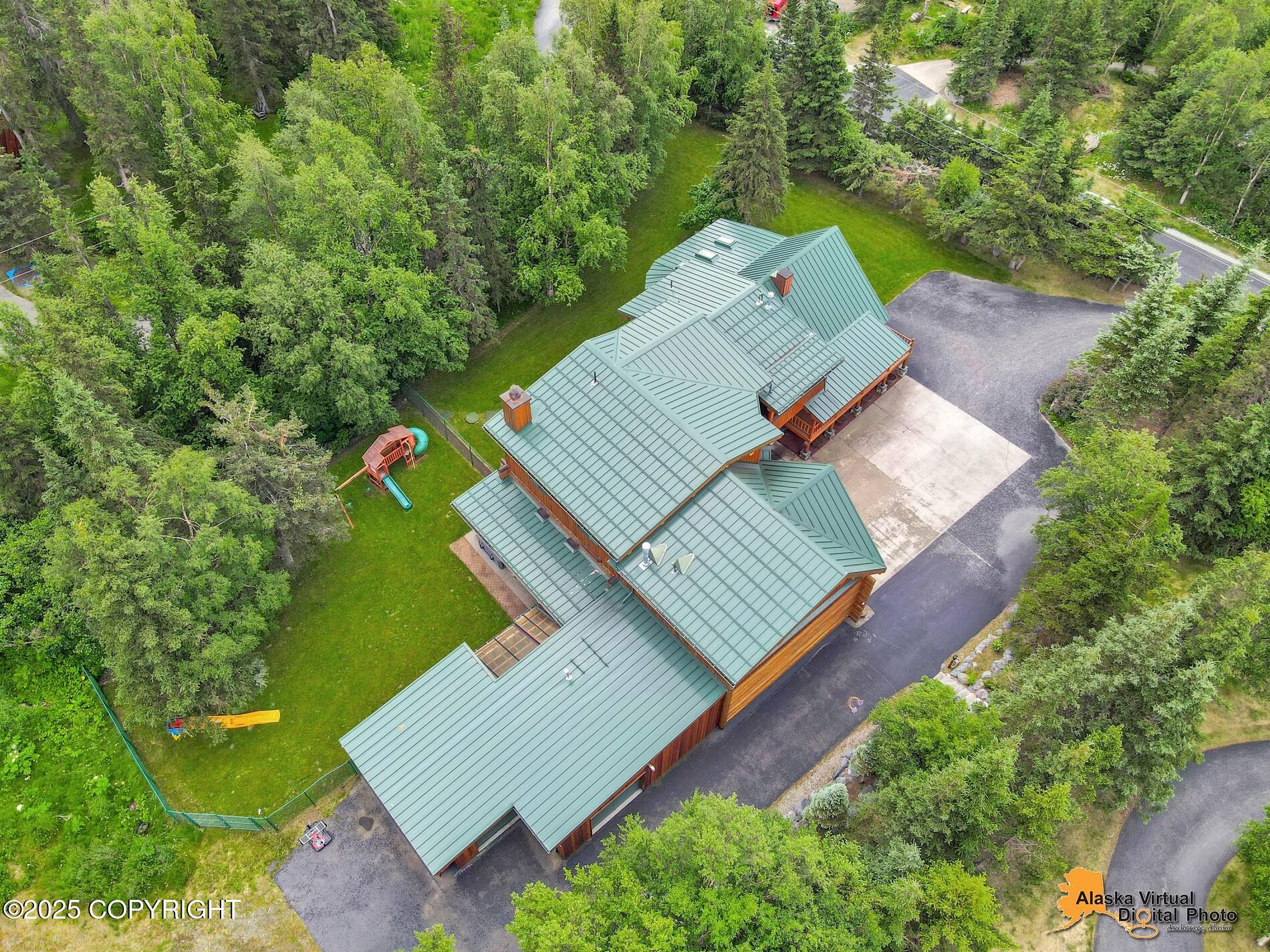 Anchorage, Alaska 99507, United States, 4 Bedrooms Bedrooms, ,4 BathroomsBathrooms,Residential,Active,171916