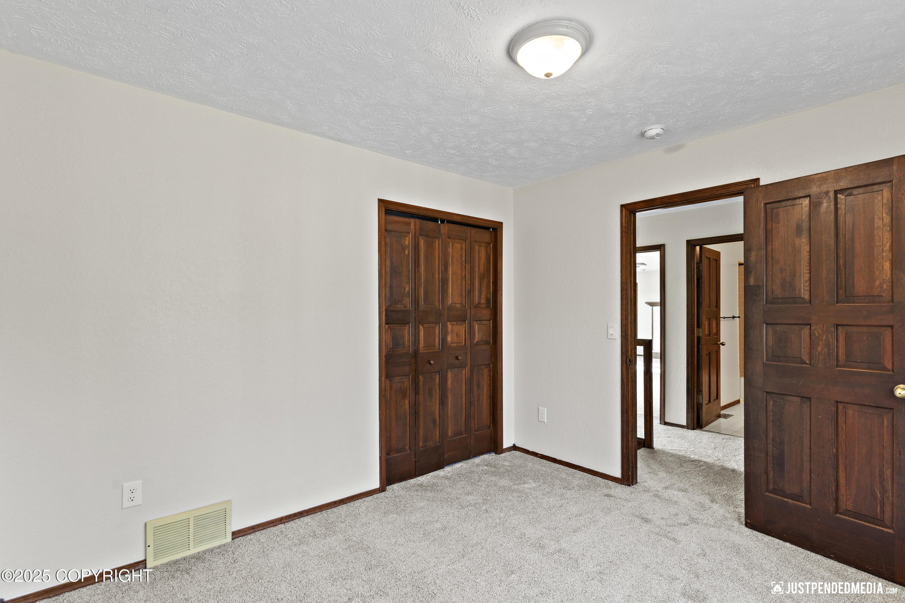 19805 S Montague Loop, Eagle River, Alaska image 25