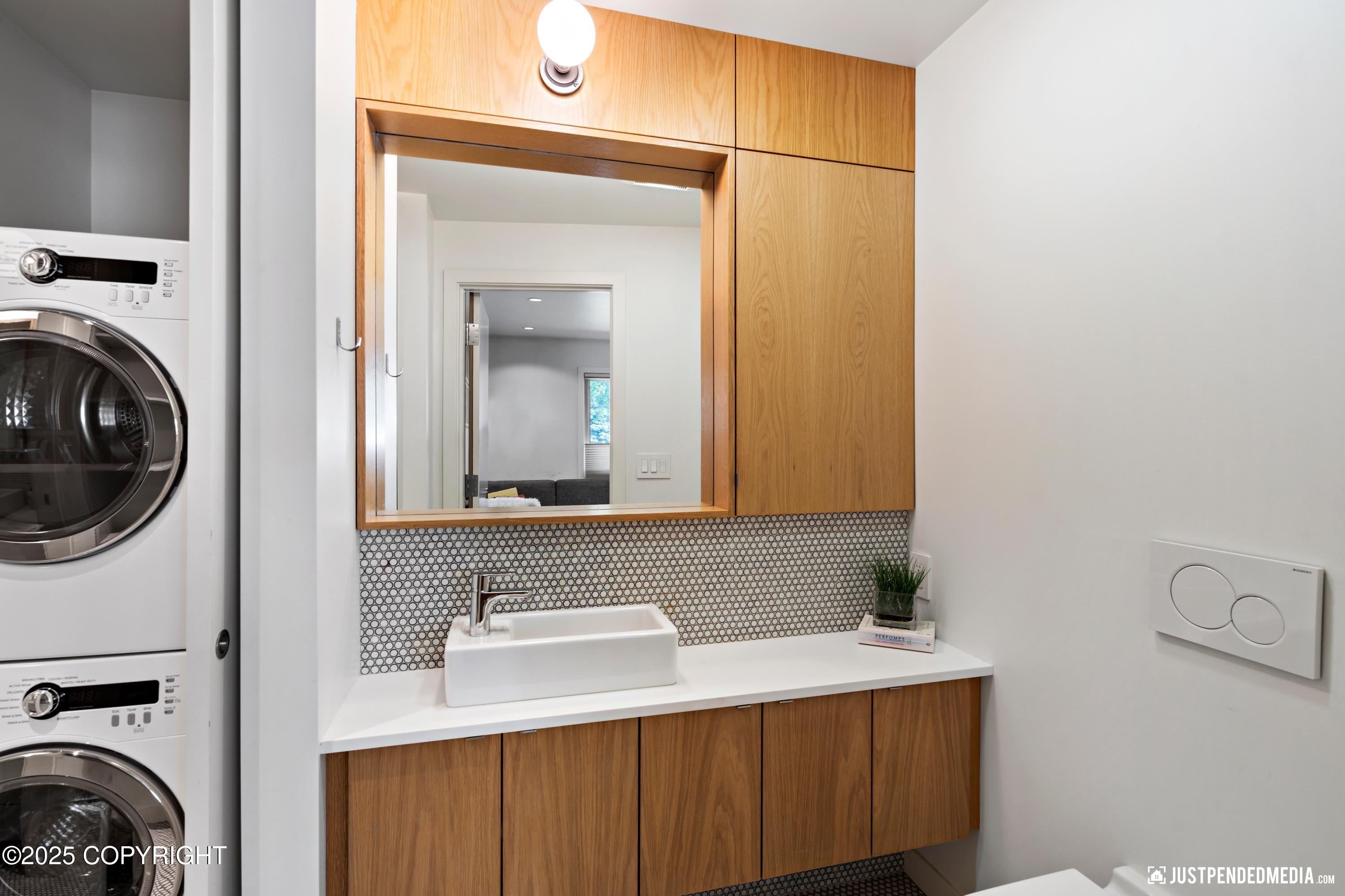 1015 Beech Lane #5, Anchorage, Alaska image 22