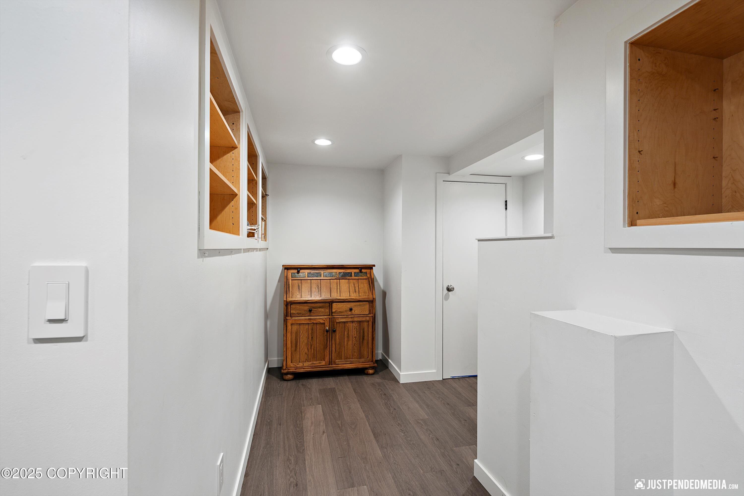 1015 Beech Lane #5, Anchorage, Alaska image 25