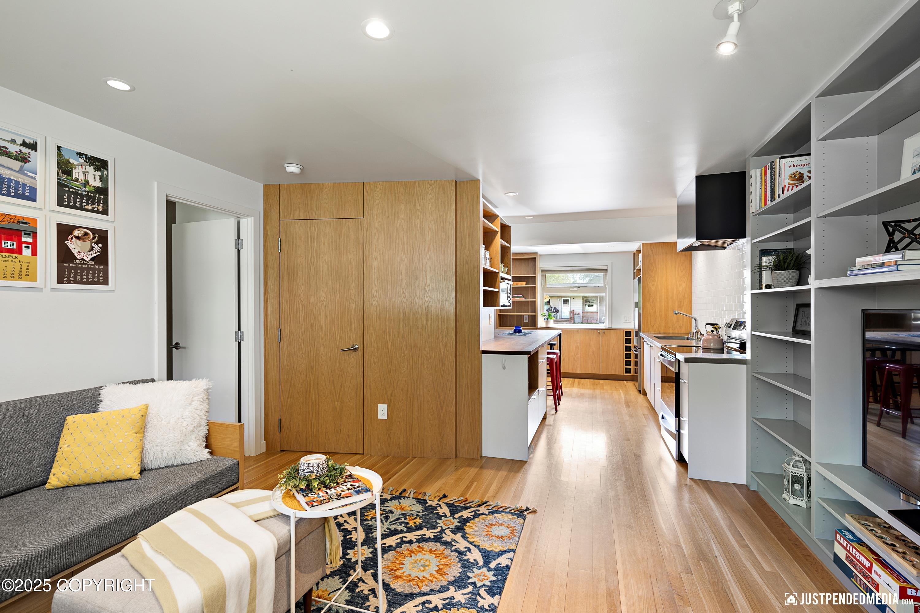 1015 Beech Lane #5, Anchorage, Alaska image 6