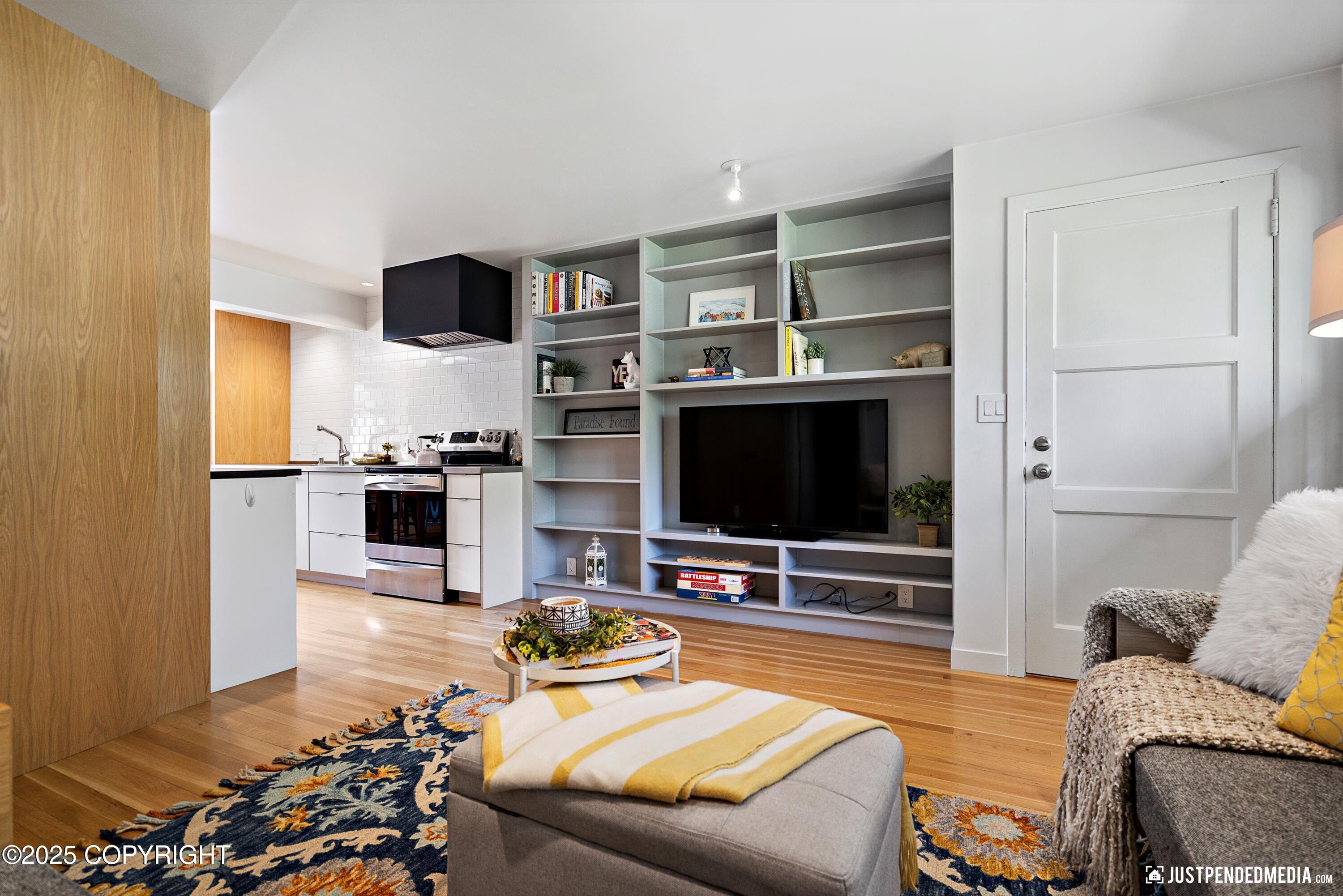 1015 Beech Lane #5, Anchorage, Alaska image 3