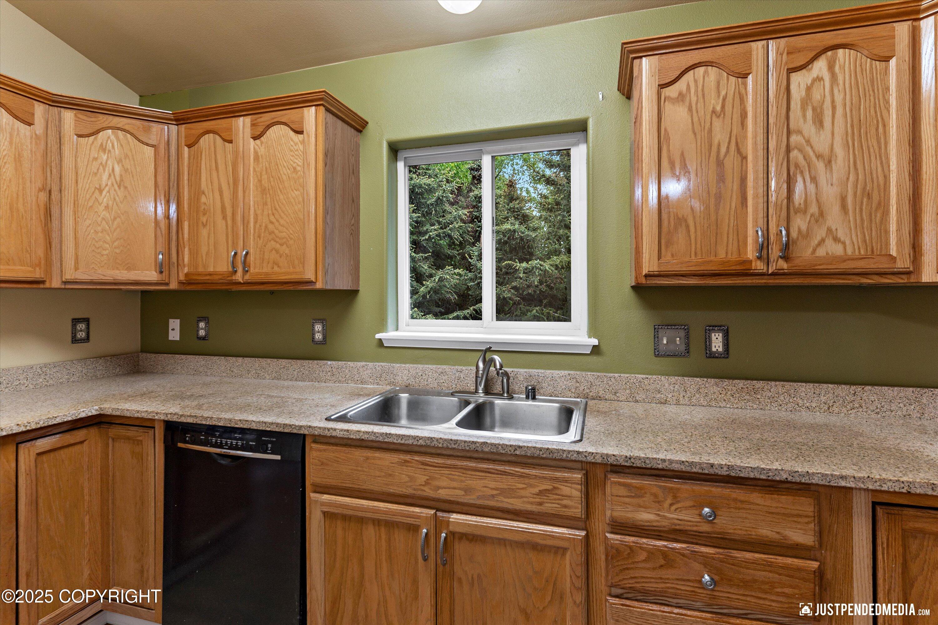 2353 Maritime Loop, Anchorage, Alaska image 13