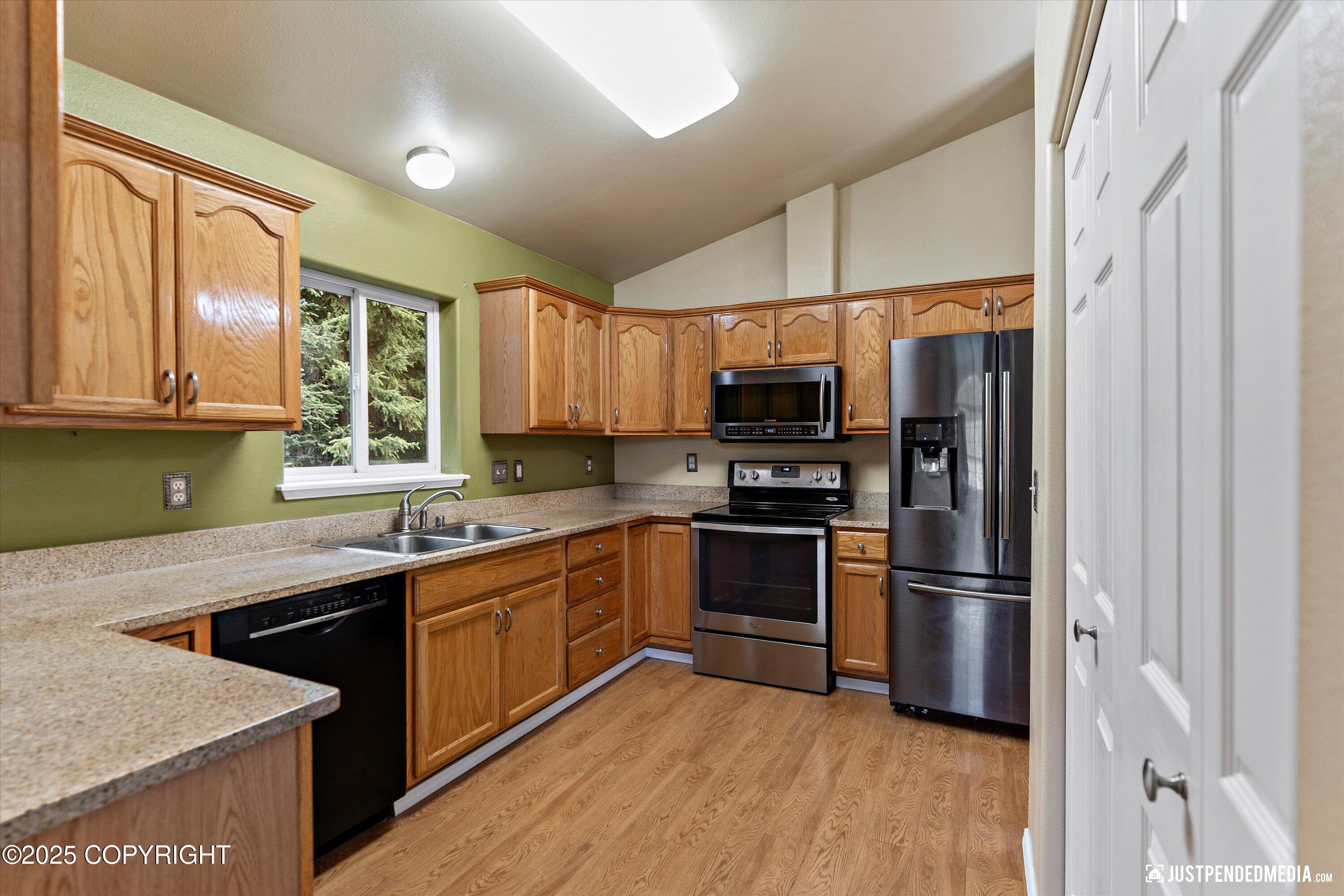 2353 Maritime Loop, Anchorage, Alaska image 12