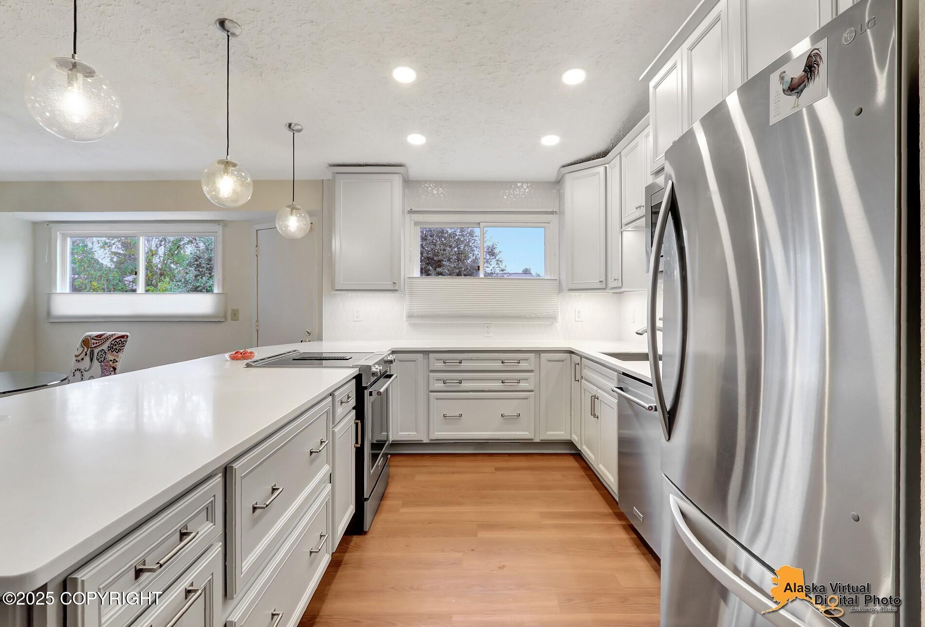 Anchorage, Alaska 99518, United States, 3 Bedrooms Bedrooms, ,2 BathroomsBathrooms,Residential,Pending,209943