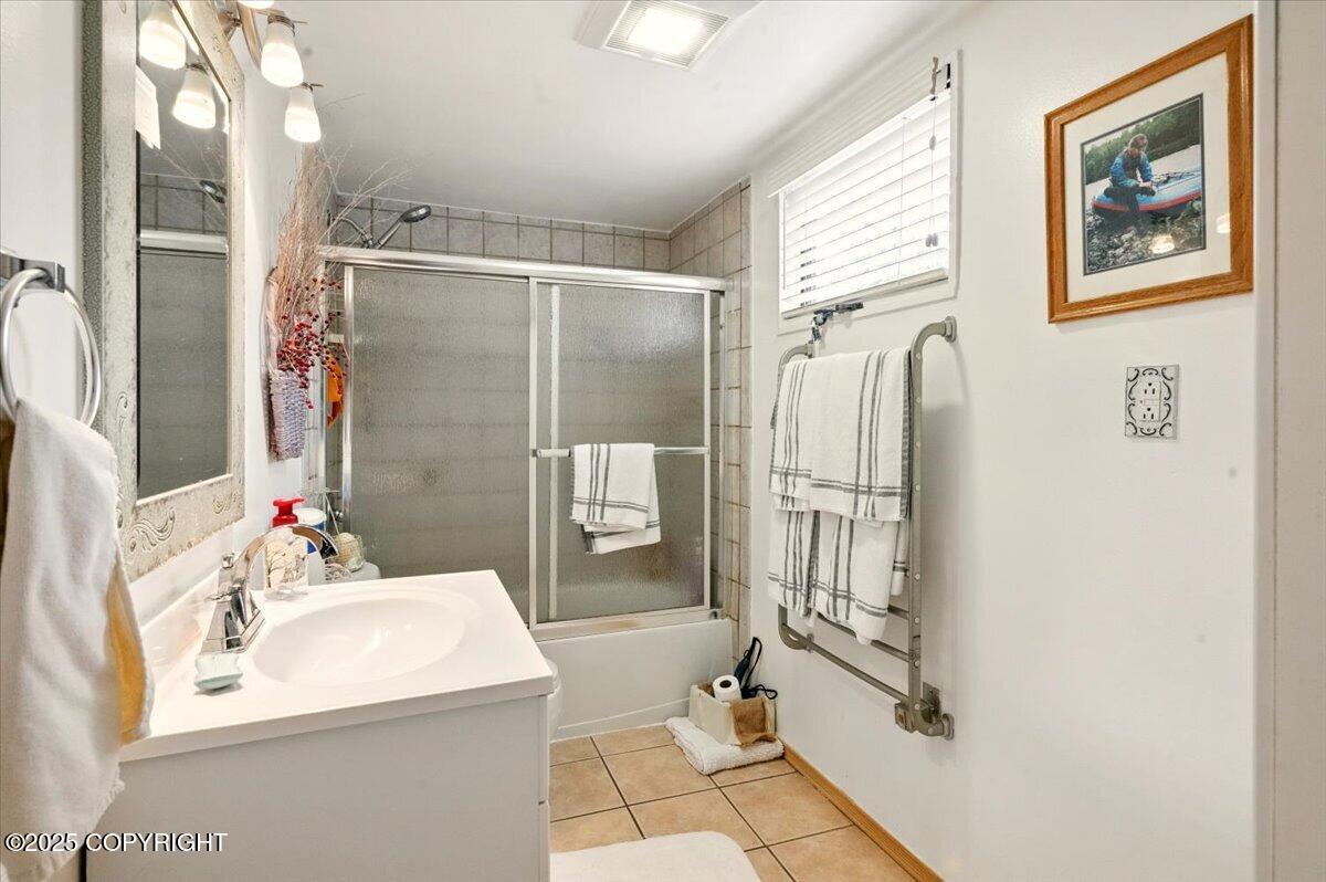 Girdwood, Alaska 99587, United States, 2 Bedrooms Bedrooms, ,1 BathroomBathrooms,Residential,Pending,133405