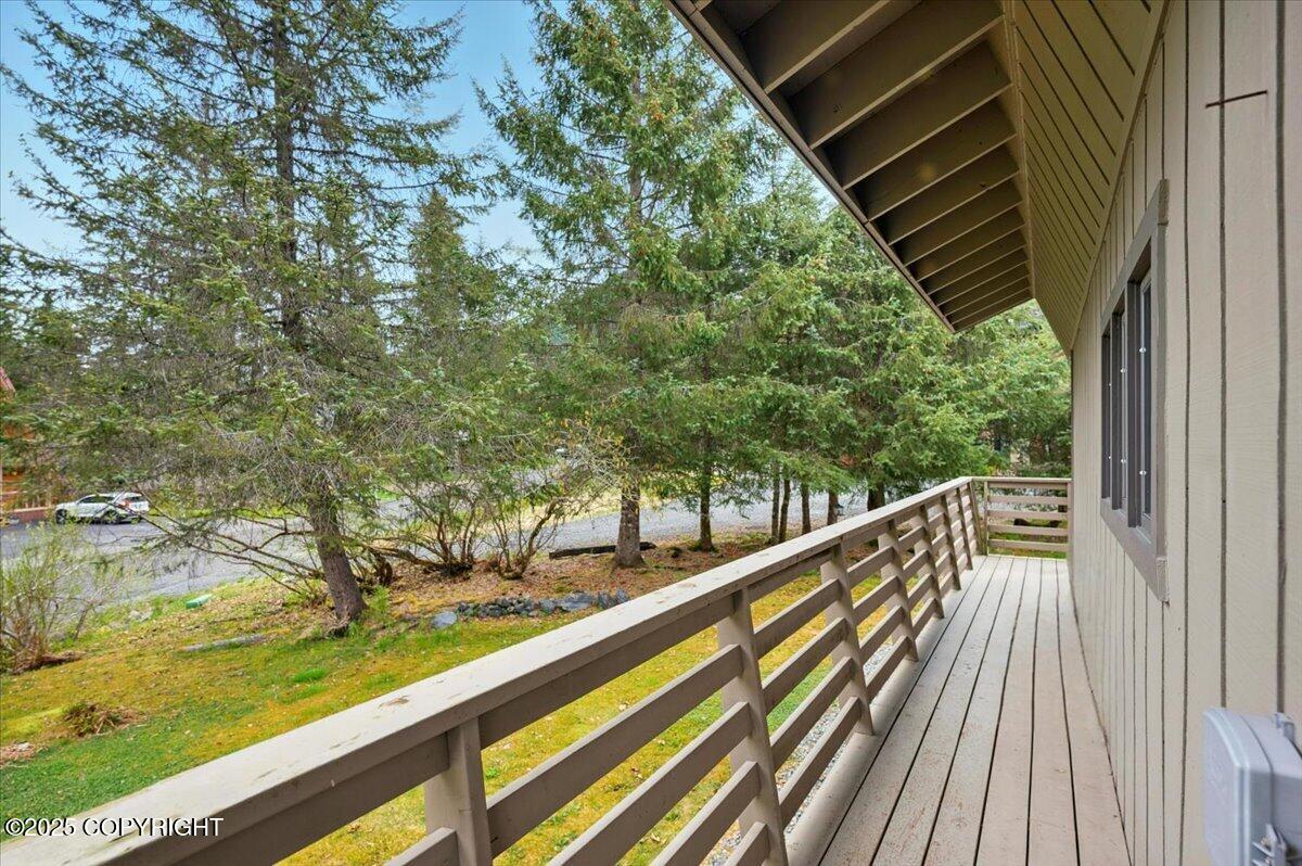 Girdwood, Alaska 99587, United States, 2 Bedrooms Bedrooms, ,1 BathroomBathrooms,Residential,Pending,133405