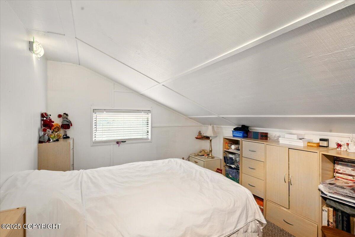 Girdwood, Alaska 99587, United States, 2 Bedrooms Bedrooms, ,1 BathroomBathrooms,Residential,Pending,133405