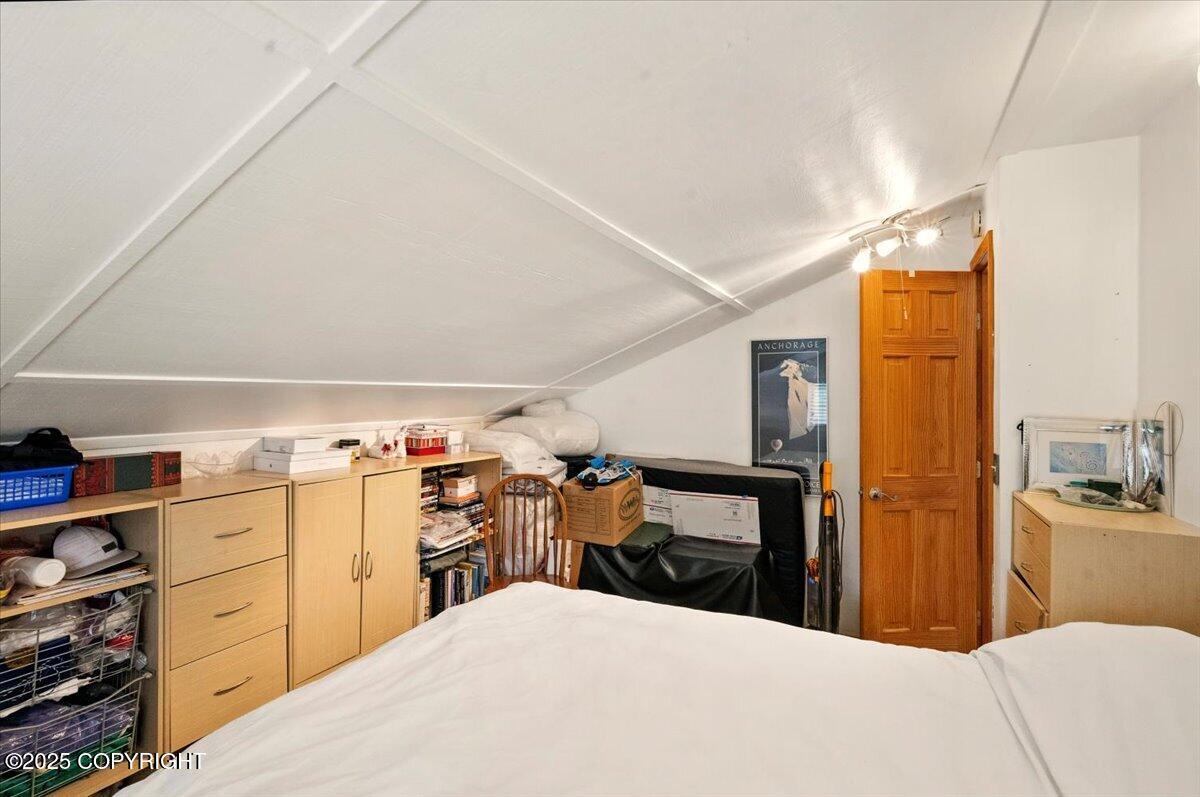 Girdwood, Alaska 99587, United States, 2 Bedrooms Bedrooms, ,1 BathroomBathrooms,Residential,Pending,133405