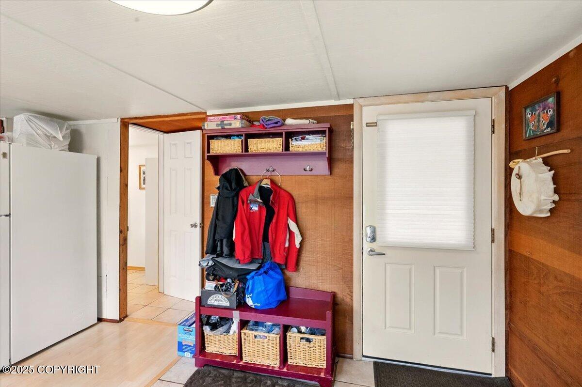 Girdwood, Alaska 99587, United States, 2 Bedrooms Bedrooms, ,1 BathroomBathrooms,Residential,Pending,133405