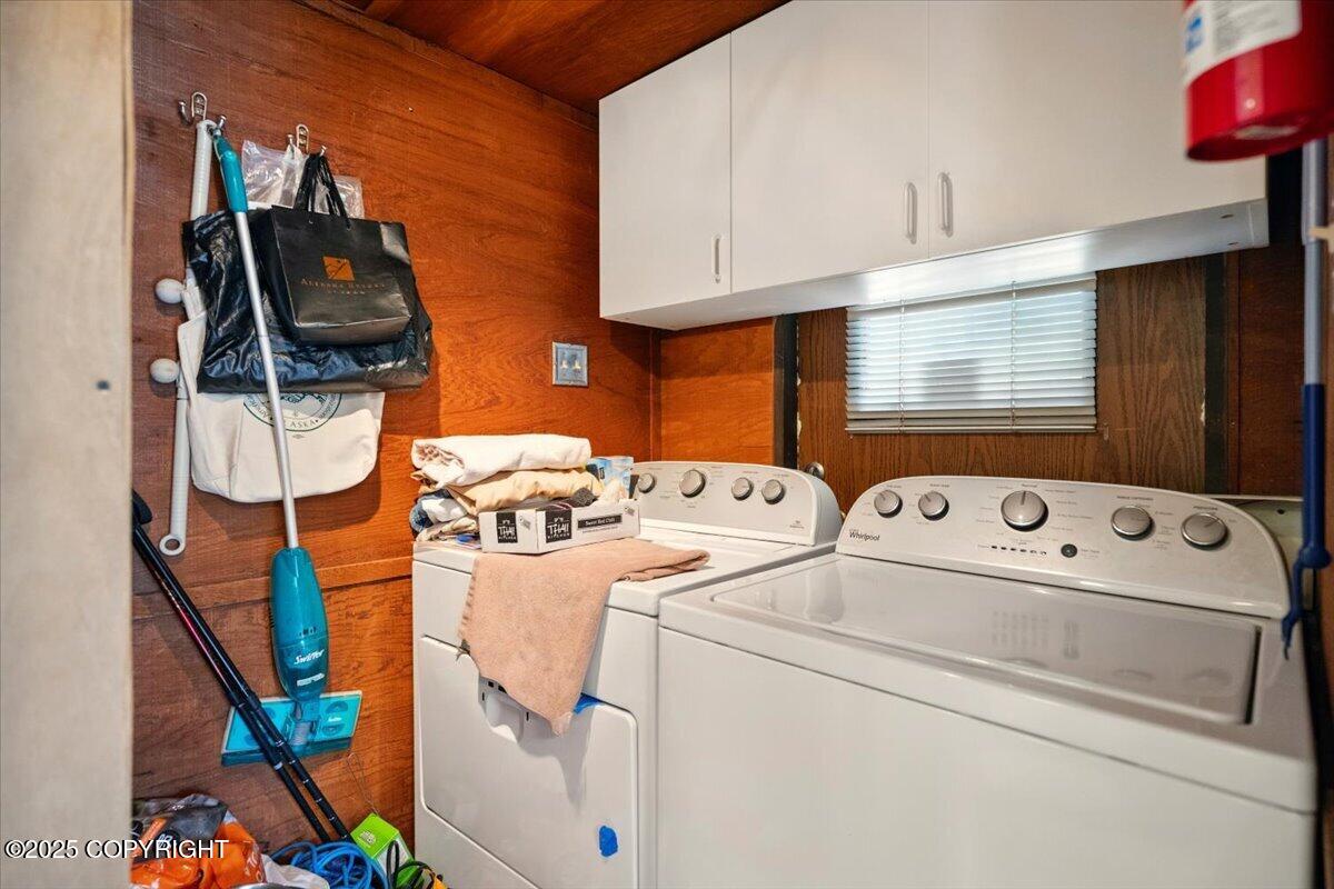 Girdwood, Alaska 99587, United States, 2 Bedrooms Bedrooms, ,1 BathroomBathrooms,Residential,Pending,133405