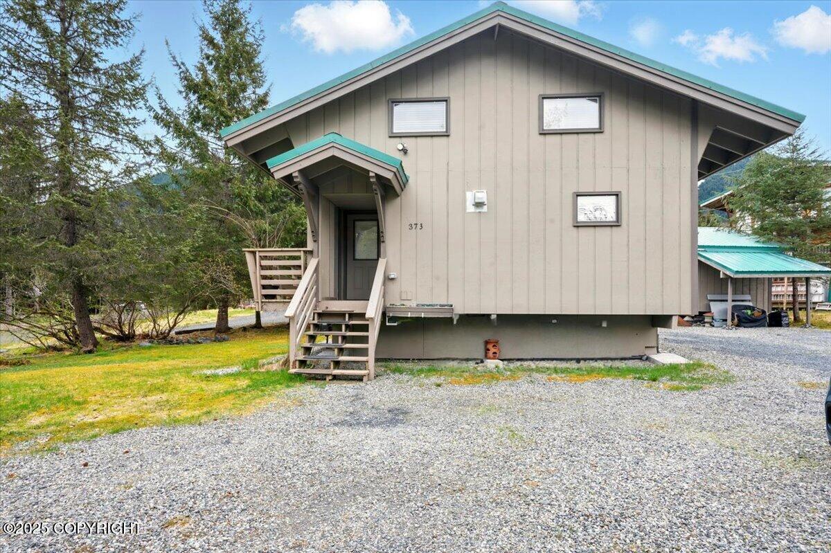 Girdwood, Alaska 99587, United States, 2 Bedrooms Bedrooms, ,1 BathroomBathrooms,Residential,Pending,133405