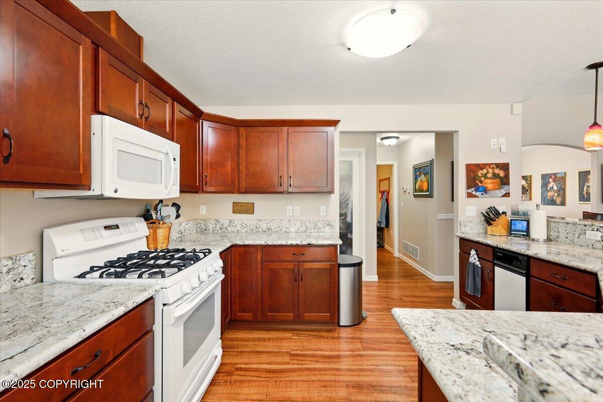 2568 W Shadow Leaf Circle, Wasilla, Alaska image 26