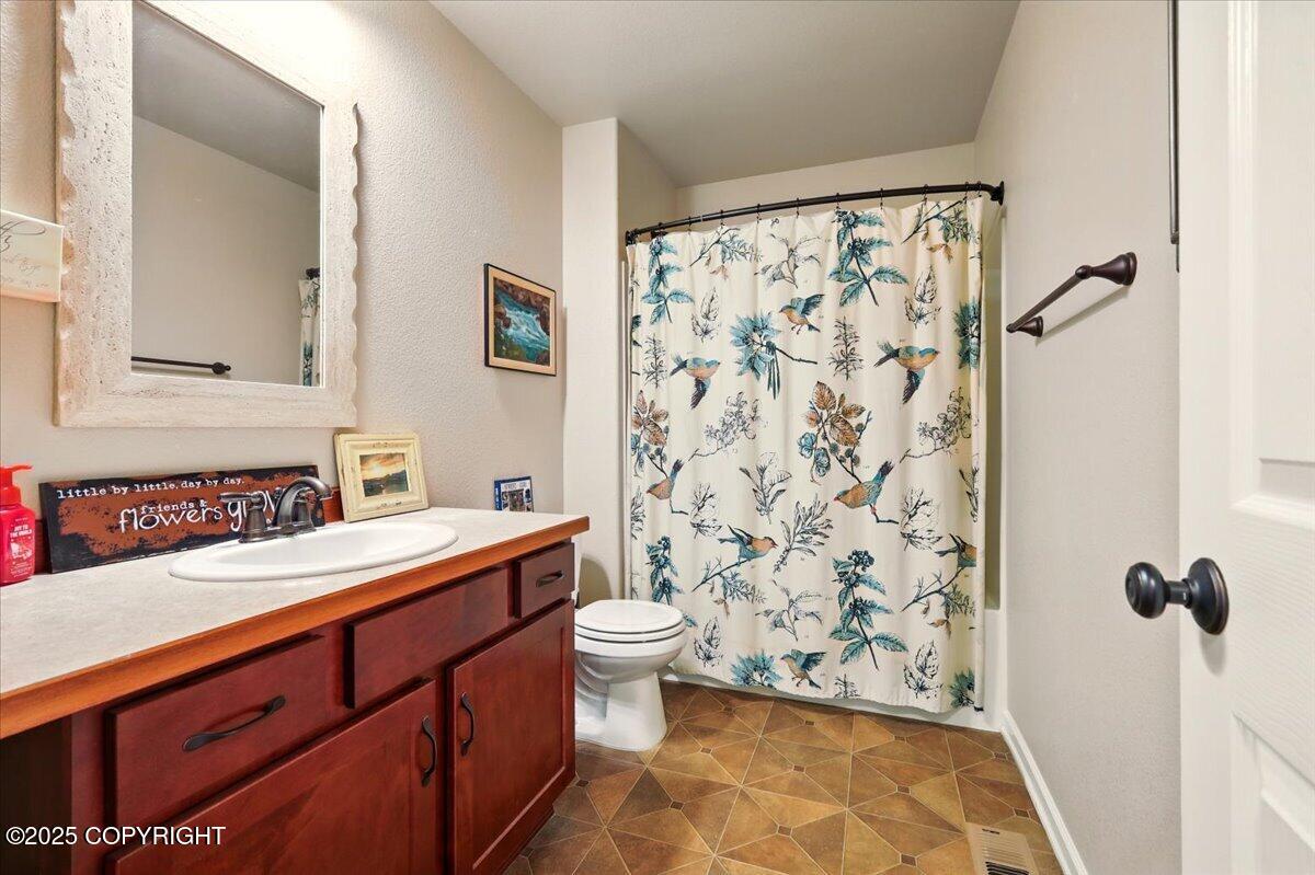 2568 W Shadow Leaf Circle, Wasilla, Alaska image 37