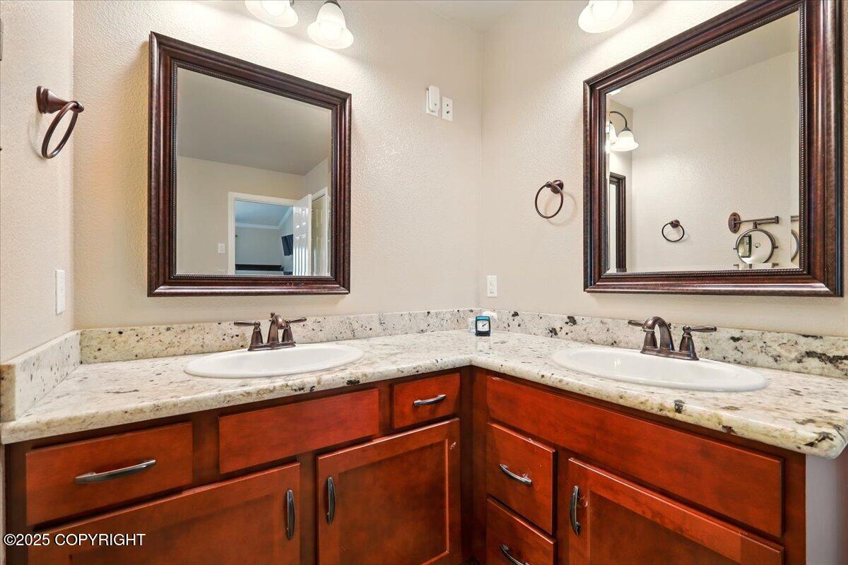 2568 W Shadow Leaf Circle, Wasilla, Alaska image 47
