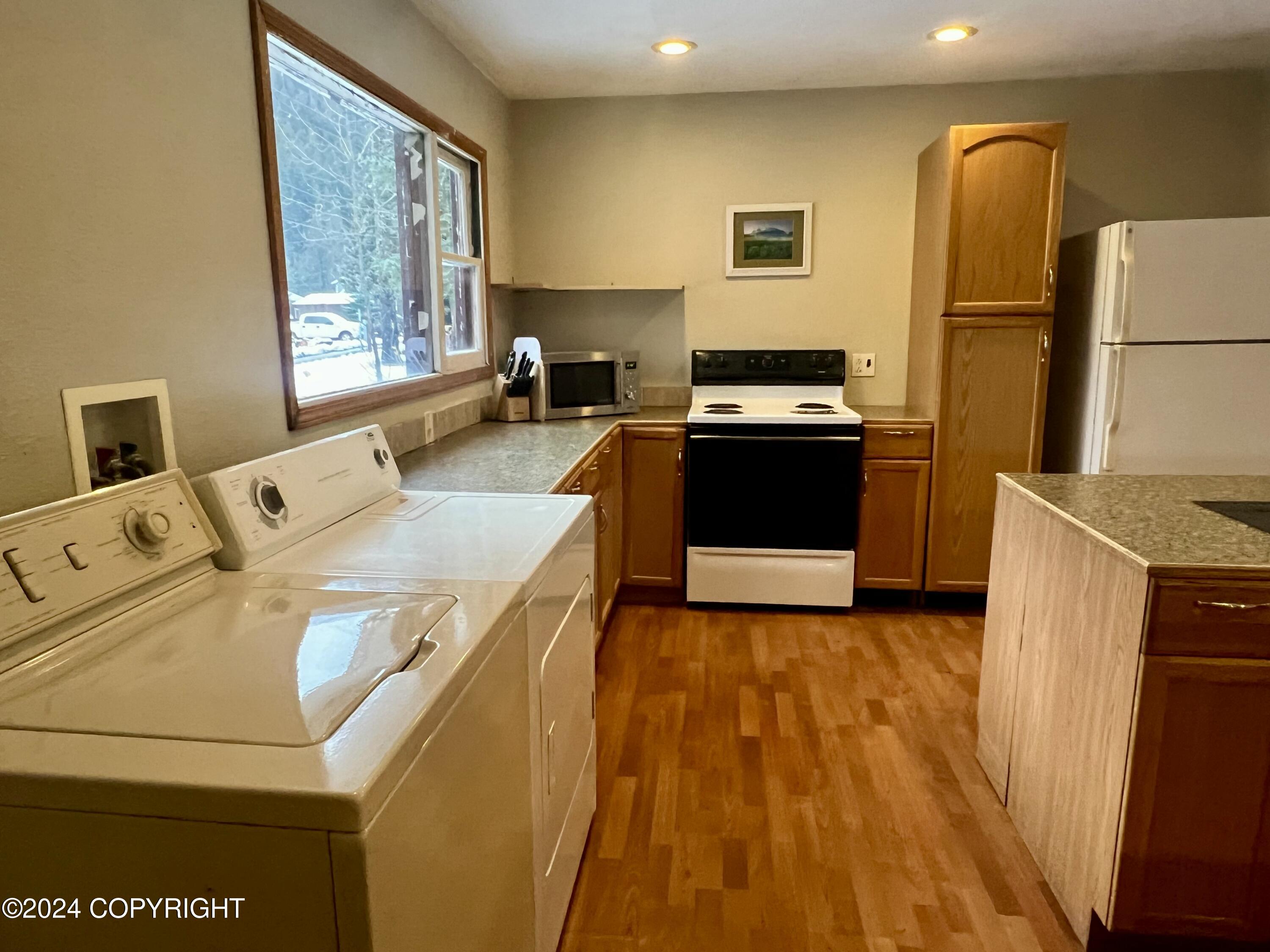 209 Marathon Drive, Seward, Alaska image 12