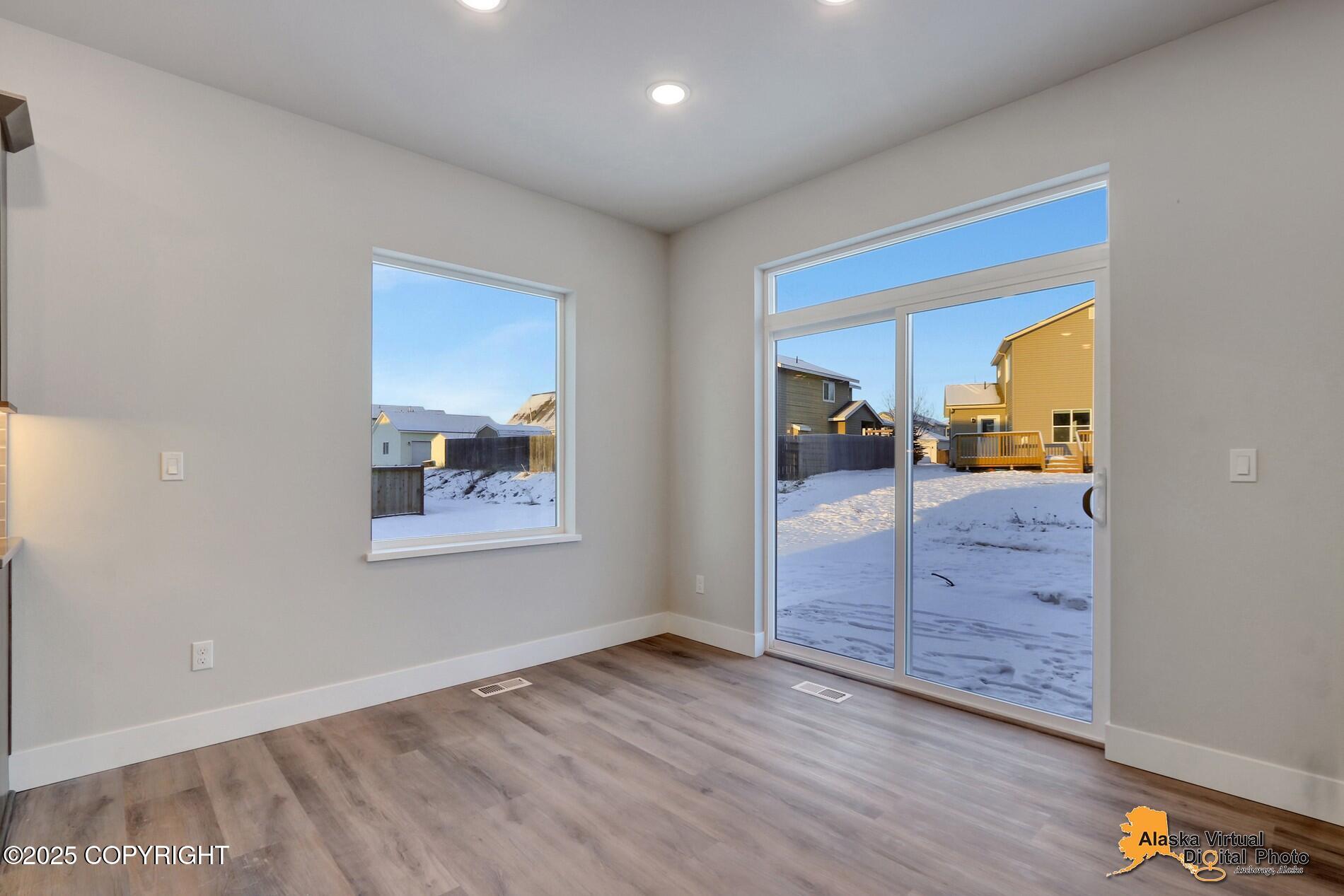 8803 N Chalk Hill Loop, Anchorage, Idaho image 16