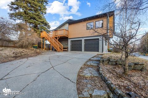 Photo of 7817 Brentwood Drive, Anchorage, AK 99502 (MLS # 25-13067) Photo of 7817 Brentwood Drive, Anchorage, AK 99502 (MLS # 25-13067)