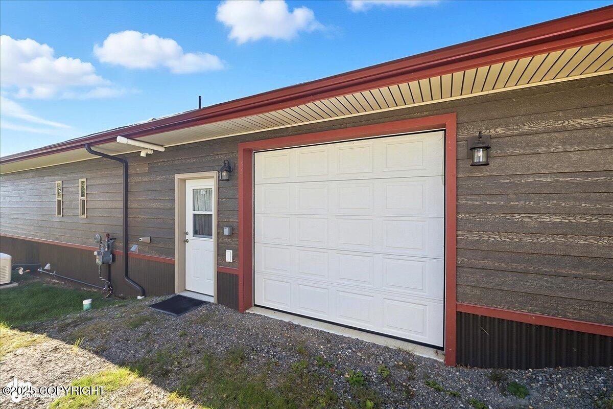 Homer, Alaska 99603, United States, 3 Bedrooms Bedrooms, ,2 BathroomsBathrooms,Residential,Active,206463
