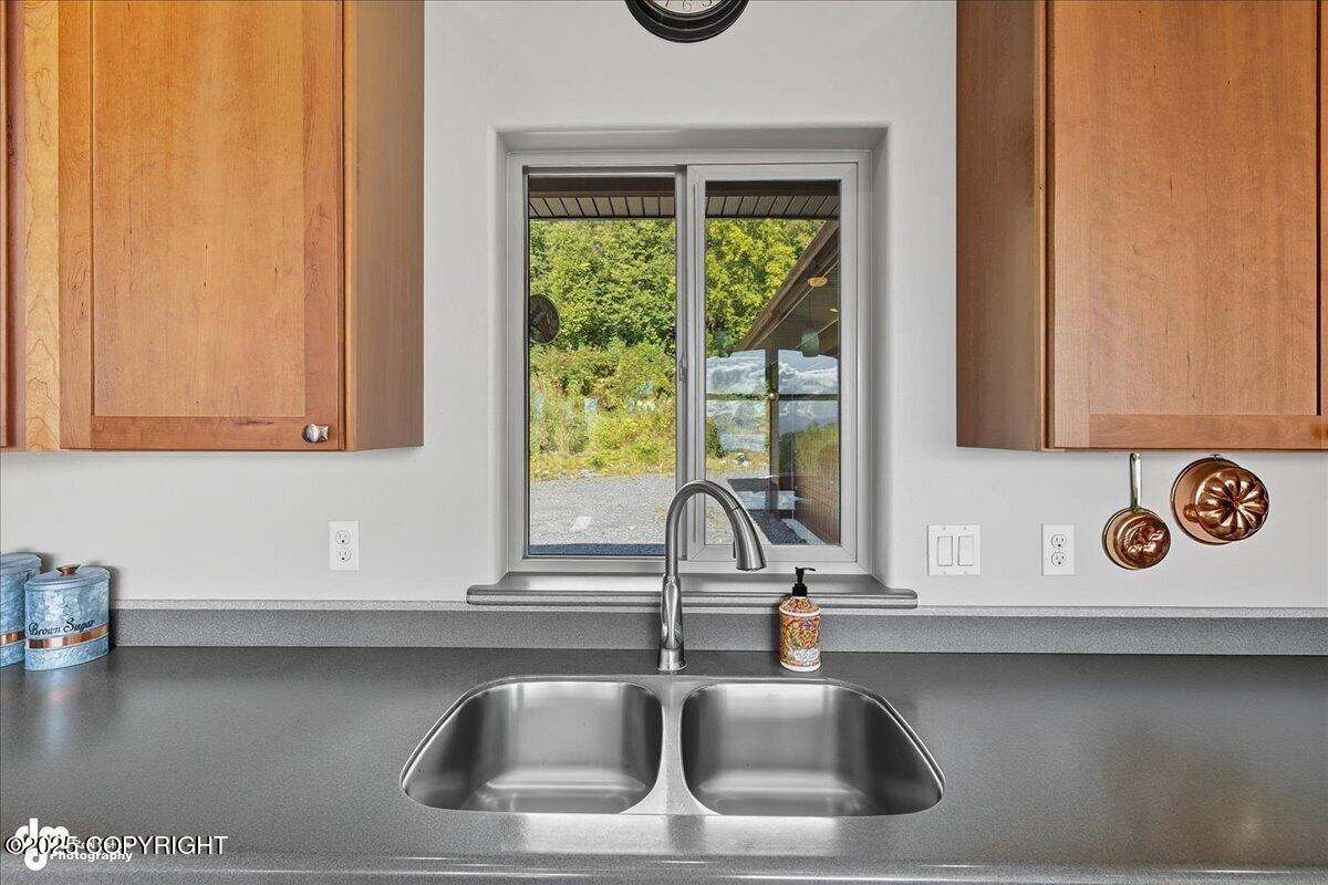 Homer, Alaska 99603, United States, 3 Bedrooms Bedrooms, ,2 BathroomsBathrooms,Residential,Active,206463