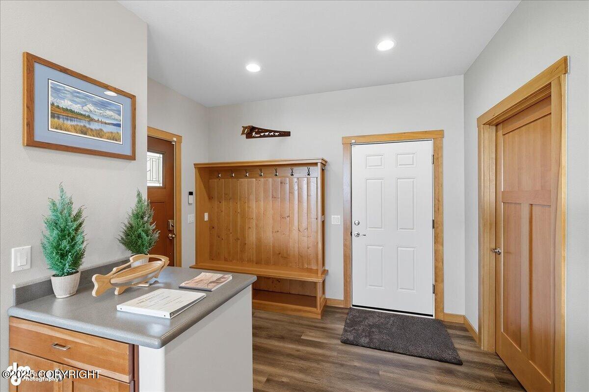 Homer, Alaska 99603, United States, 3 Bedrooms Bedrooms, ,2 BathroomsBathrooms,Residential,Active,206463