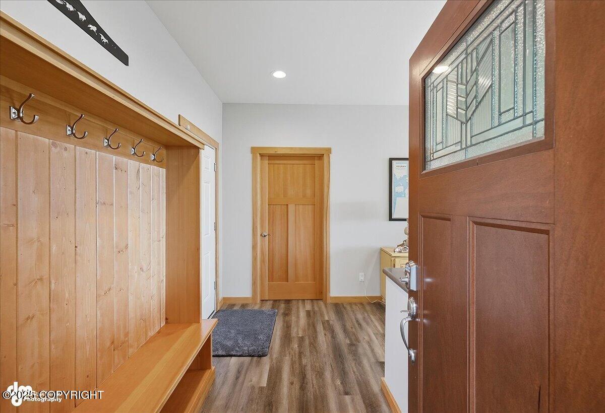 Homer, Alaska 99603, United States, 3 Bedrooms Bedrooms, ,2 BathroomsBathrooms,Residential,Active,206463