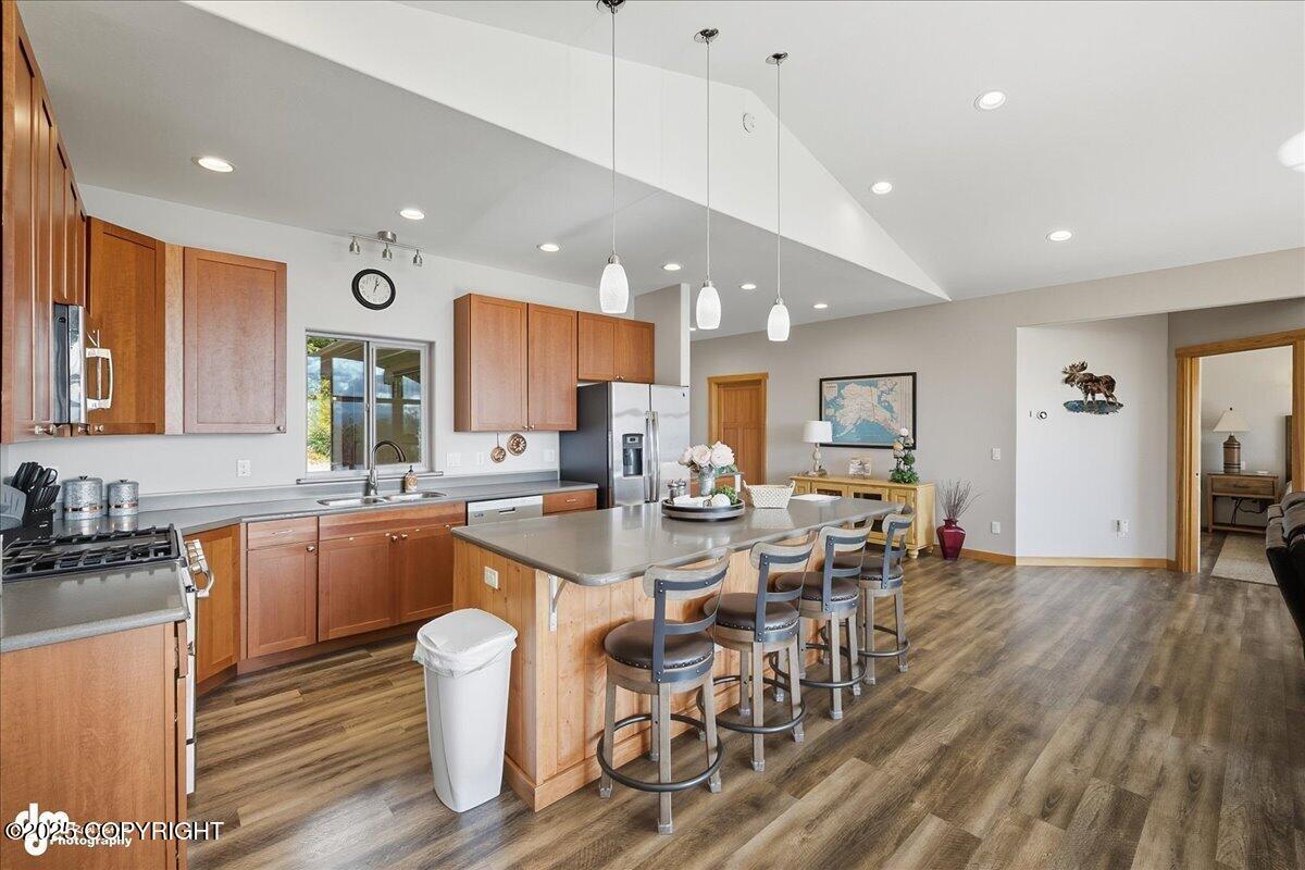 Homer, Alaska 99603, United States, 3 Bedrooms Bedrooms, ,2 BathroomsBathrooms,Residential,Active,206463