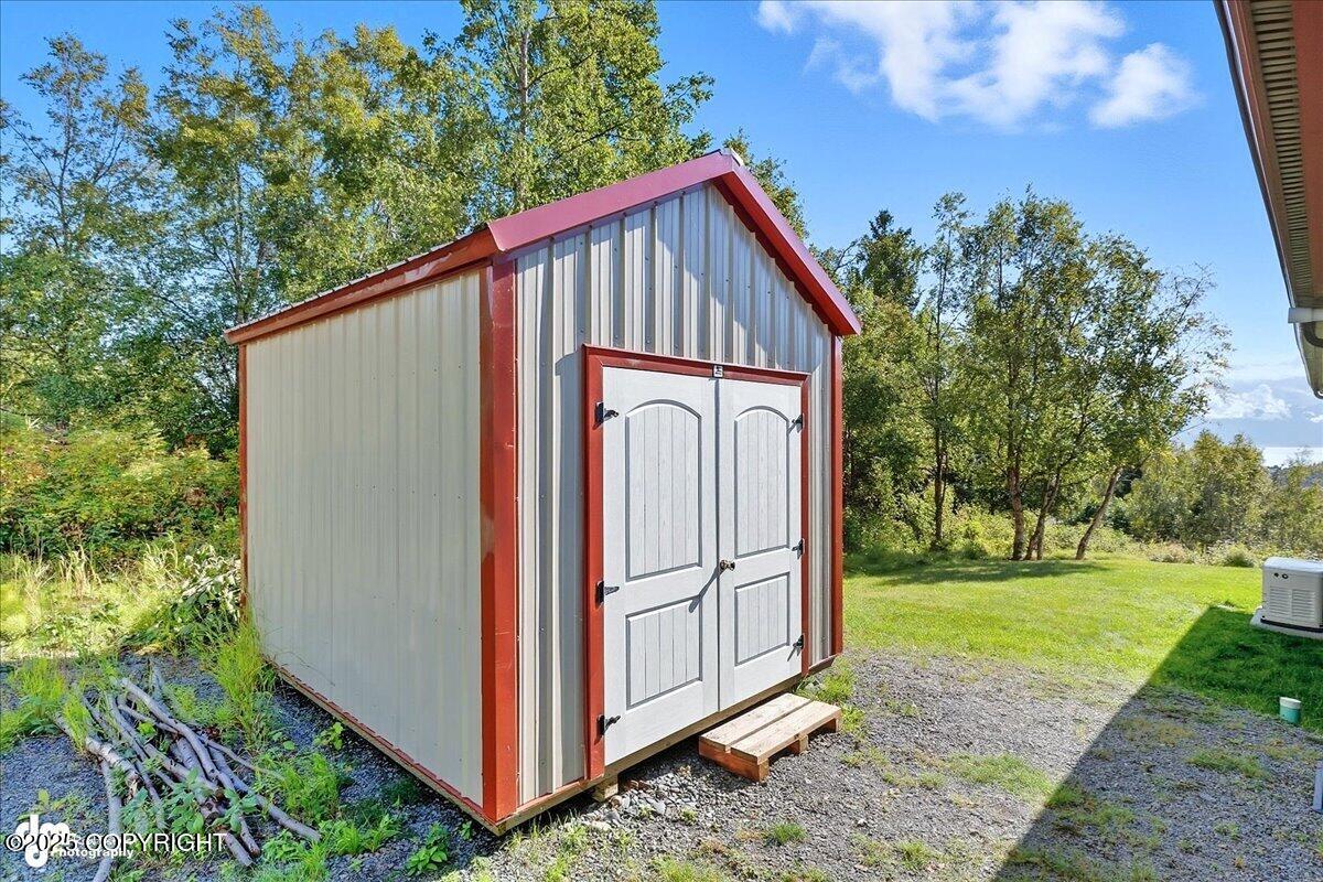 Homer, Alaska 99603, United States, 3 Bedrooms Bedrooms, ,2 BathroomsBathrooms,Residential,Active,206463