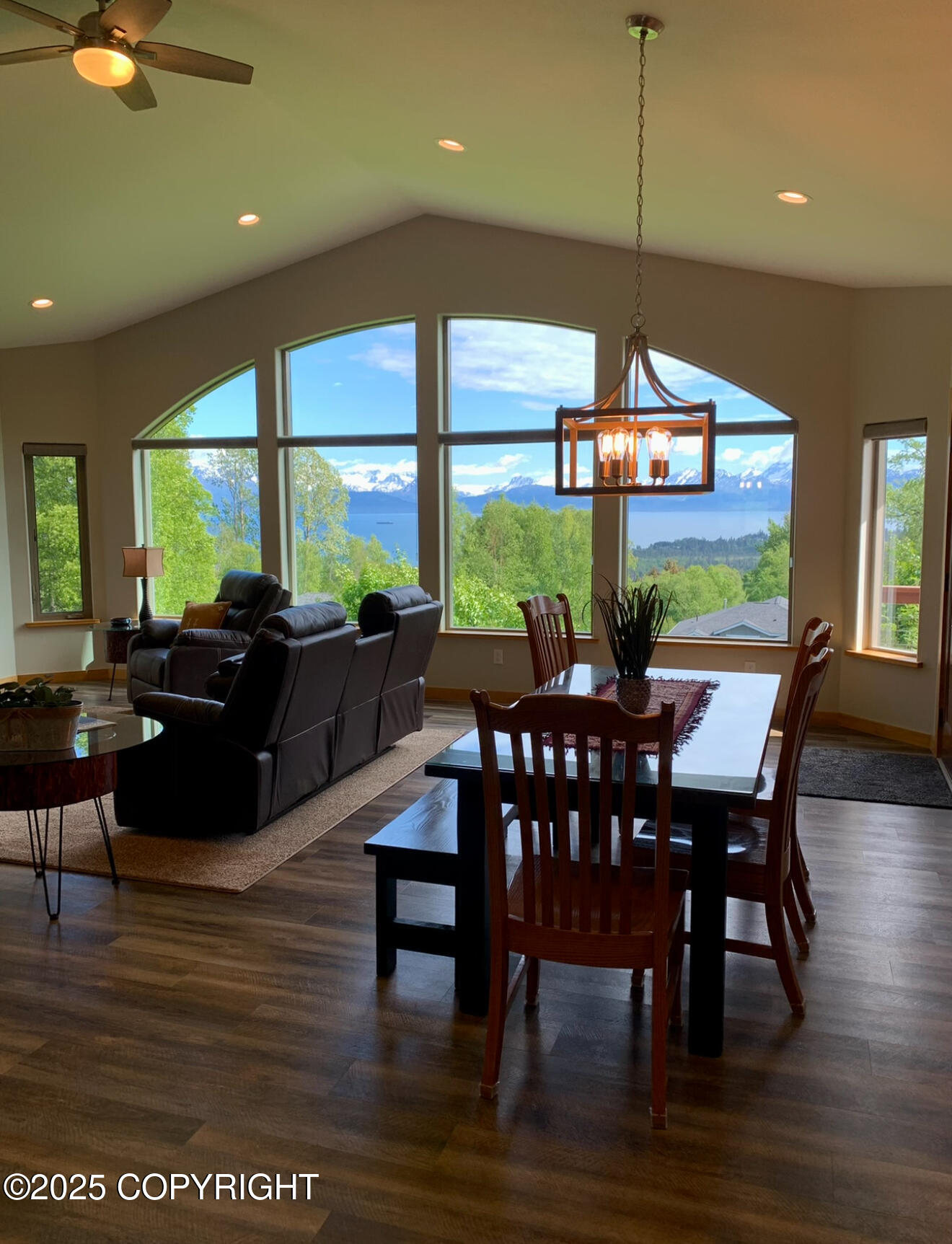 Homer, Alaska 99603, United States, 3 Bedrooms Bedrooms, ,2 BathroomsBathrooms,Residential,Active,206463