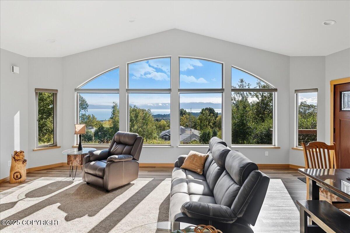 Homer, Alaska 99603, United States, 3 Bedrooms Bedrooms, ,2 BathroomsBathrooms,Residential,Active,206463