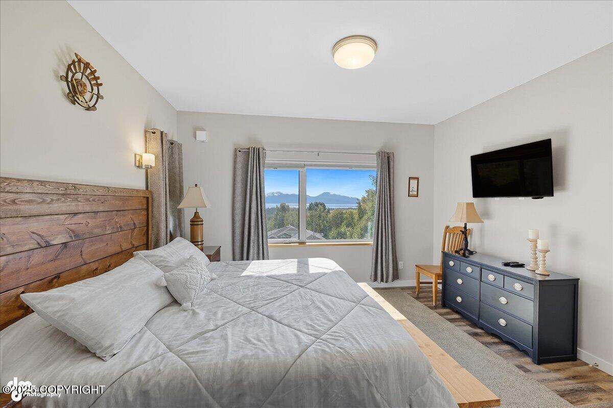 Homer, Alaska 99603, United States, 3 Bedrooms Bedrooms, ,2 BathroomsBathrooms,Residential,Active,206463