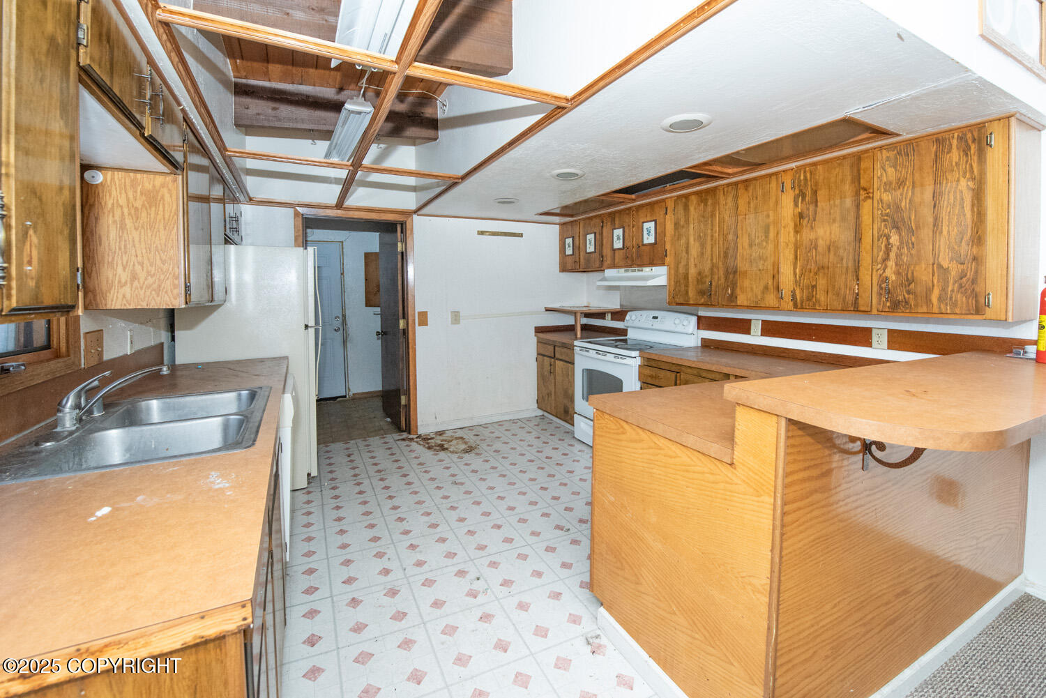 8030 E 20th Avenue, Anchorage, West Virginia image 9