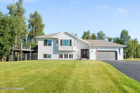 Photo of 4344 S Pinnacle Peak Drive, Wasilla, AK 99623 (MLS # 26-4825)